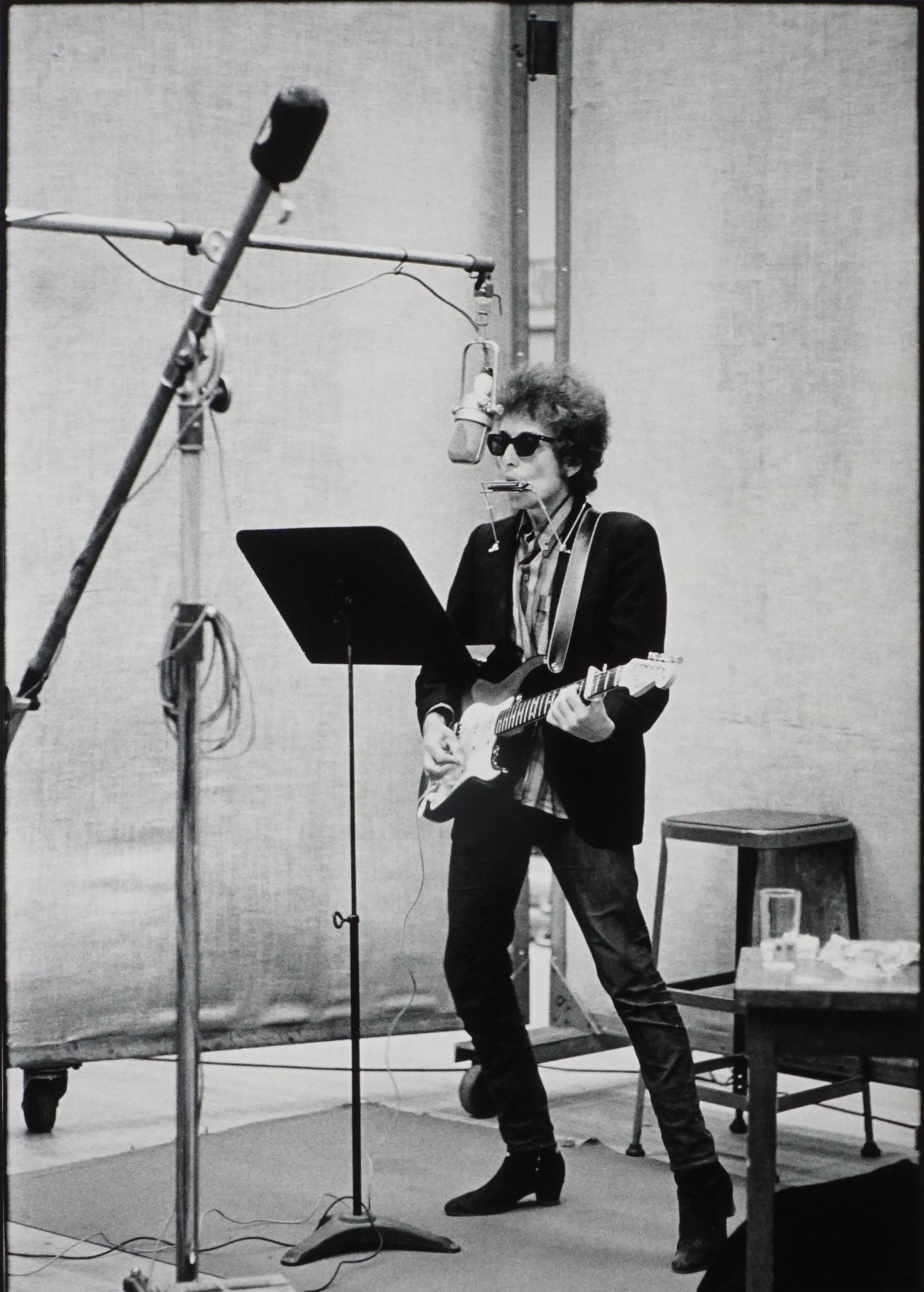 Jerry Schatzberg Black and White Photograph - Bob Dylan, Highway 61, 1965