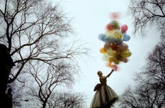 Jerry Schatzberg - Faye Dunaway, Balloons #2, Photography 1969, Printed After