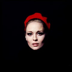 Jerry Schatzberg - Faye Dunaway, Red Hat, Photography 1968, Printed After