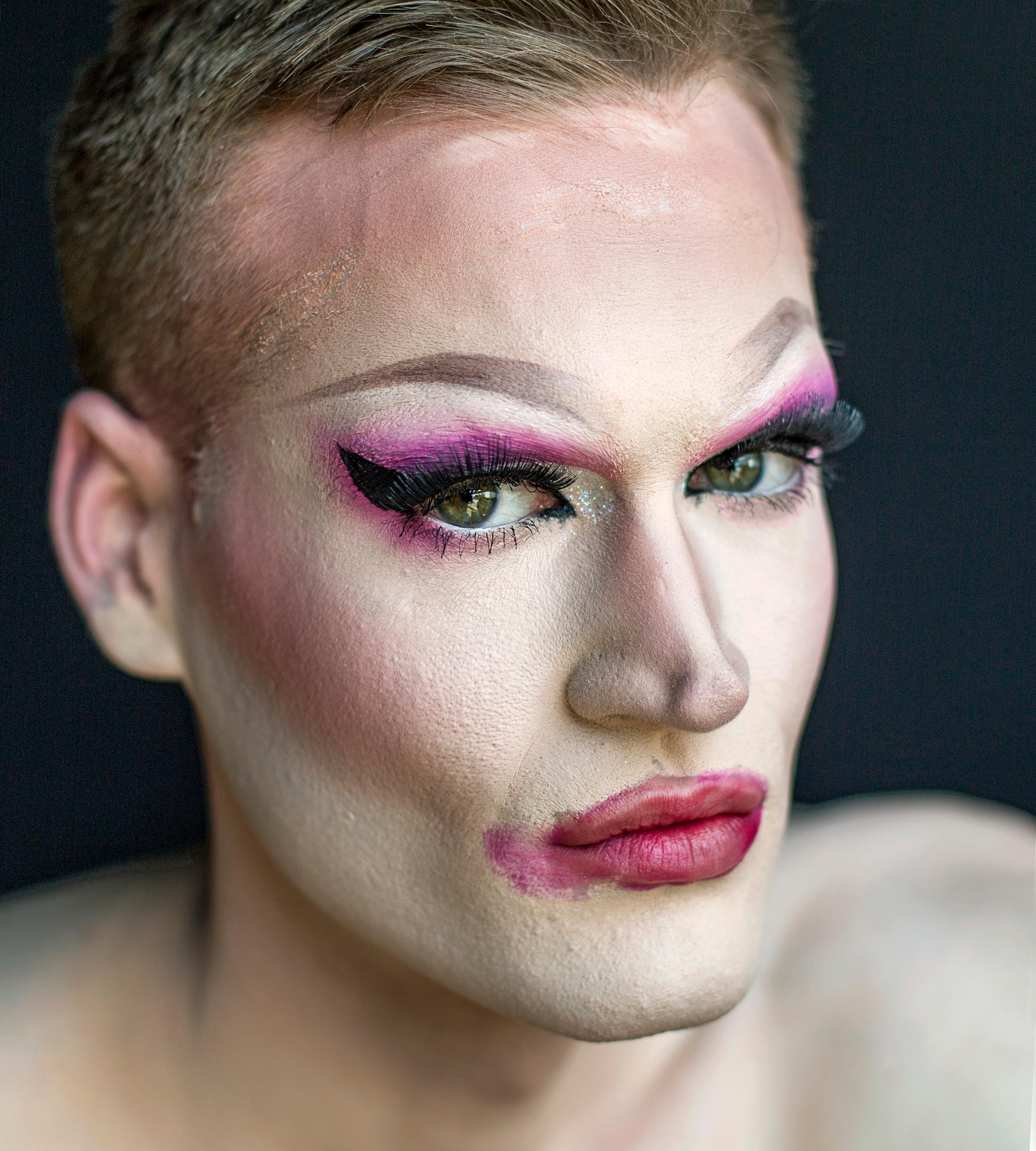 Portrait Photograph Jerry Siegel - « Or Chid - Smear » - Photographie de portrait du Sud - Drag Queen