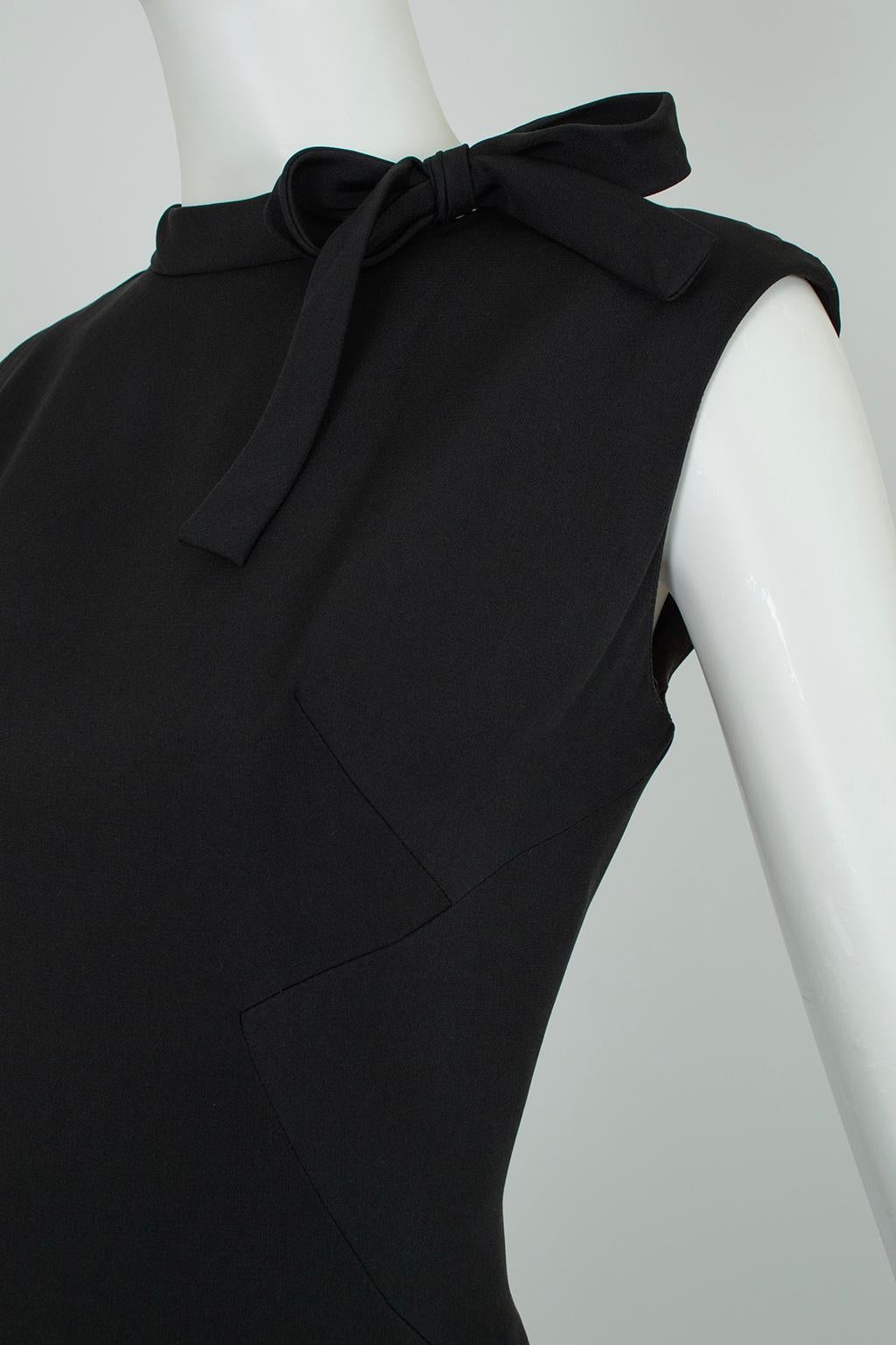 Jerry Silverman Black Silk Bow Neck Shift Dress w Geometric Seams – M, 1960s For Sale 1