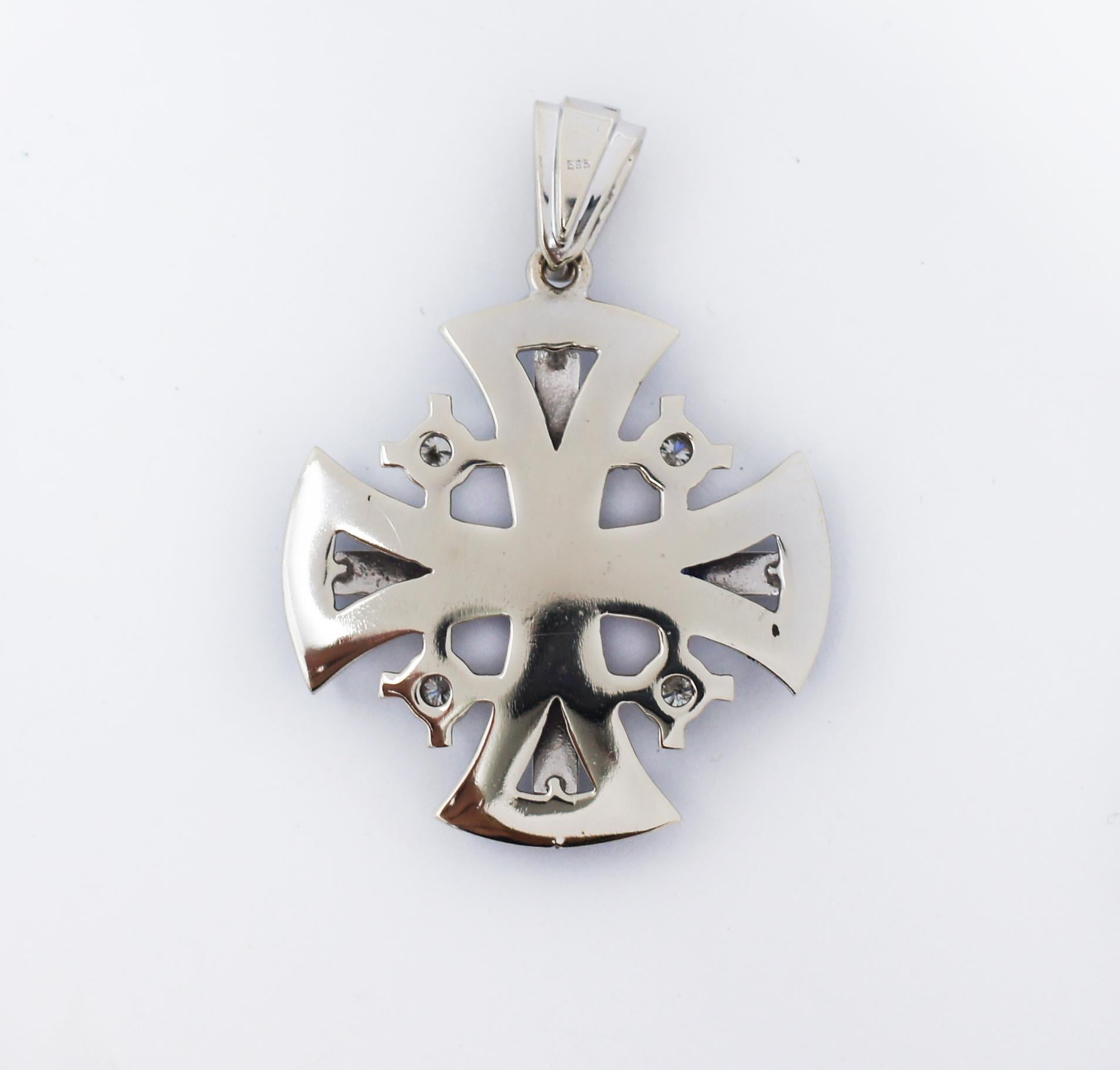 Jerusalem Cross 14k Gold Diamonds and Enamel Pendant In Good Condition In San Fernando, CA