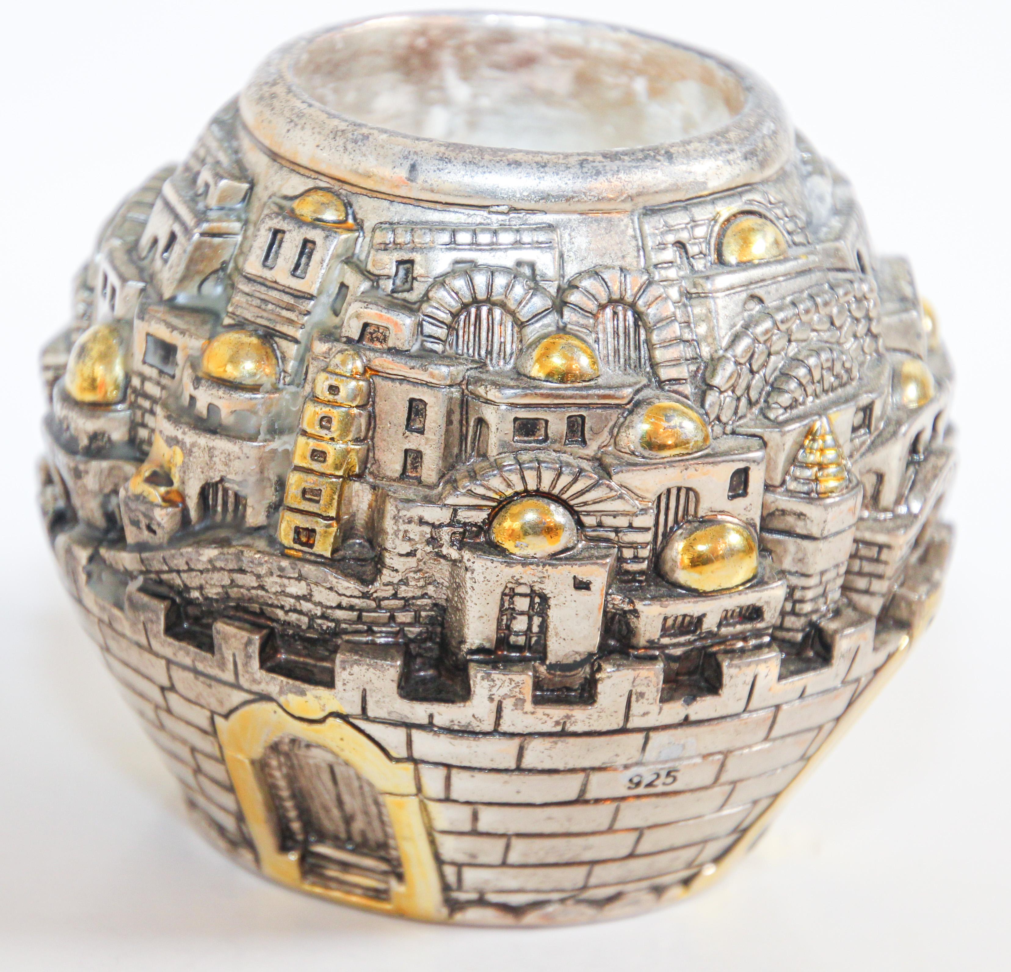 Arts and Crafts Jerusalem Design Round Shape Tea Light Holder