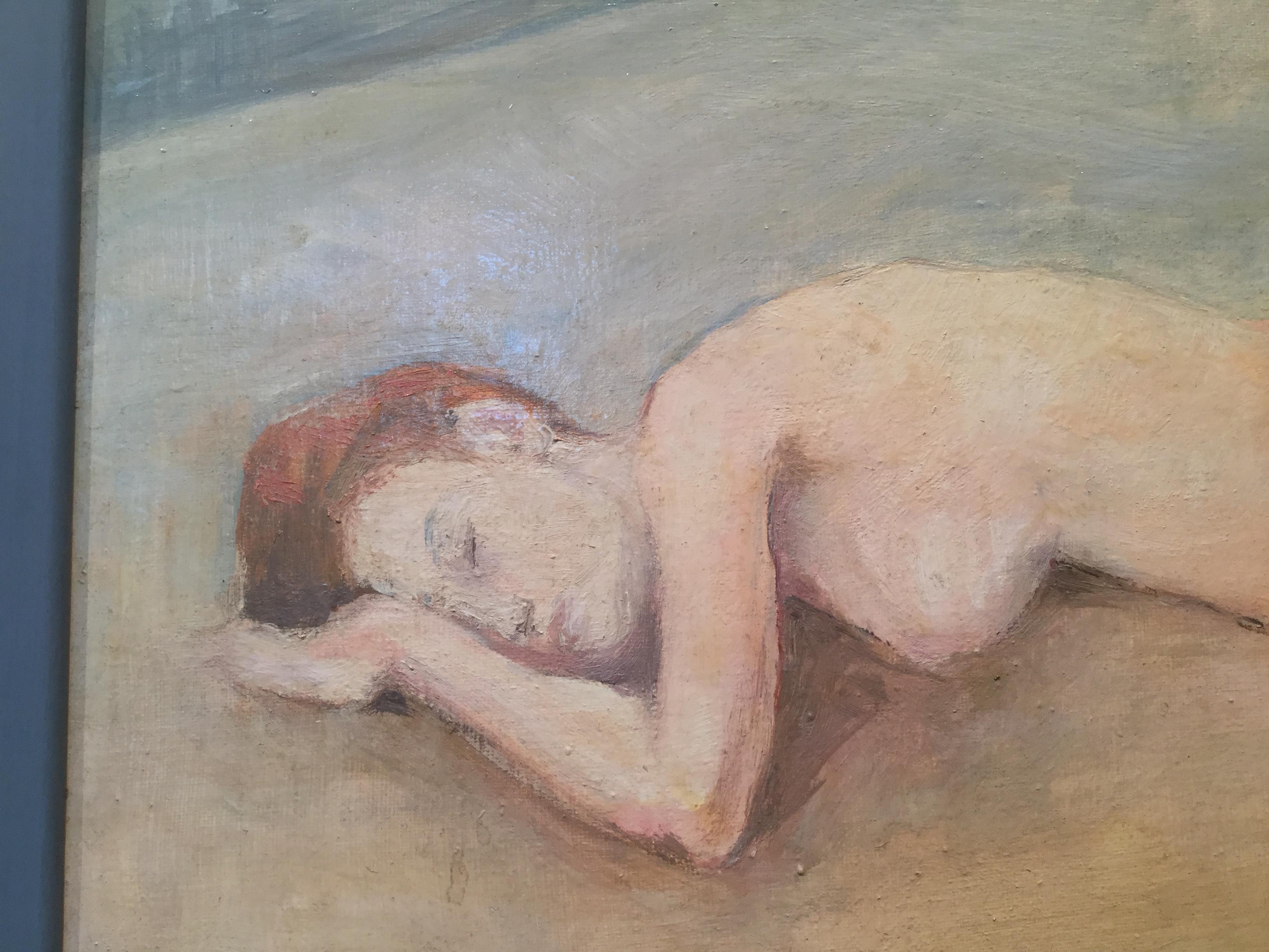 Nude liegende Frau – atmosphärisches Ölgemälde in weichen pastellfarbenen Farben (Grau), Nude Painting, von Jerzy Mazur