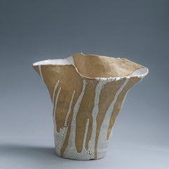 Organic Rhythm I - Vaso-scultura in ceramica color terra
