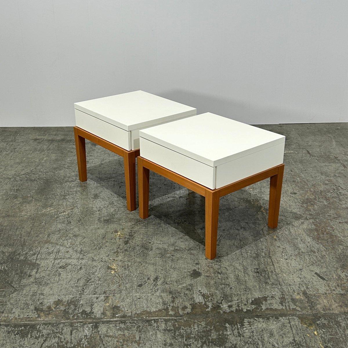 Jesse De Ville Bedside Tables, Set of Two Bon état - En vente à Basildon, London