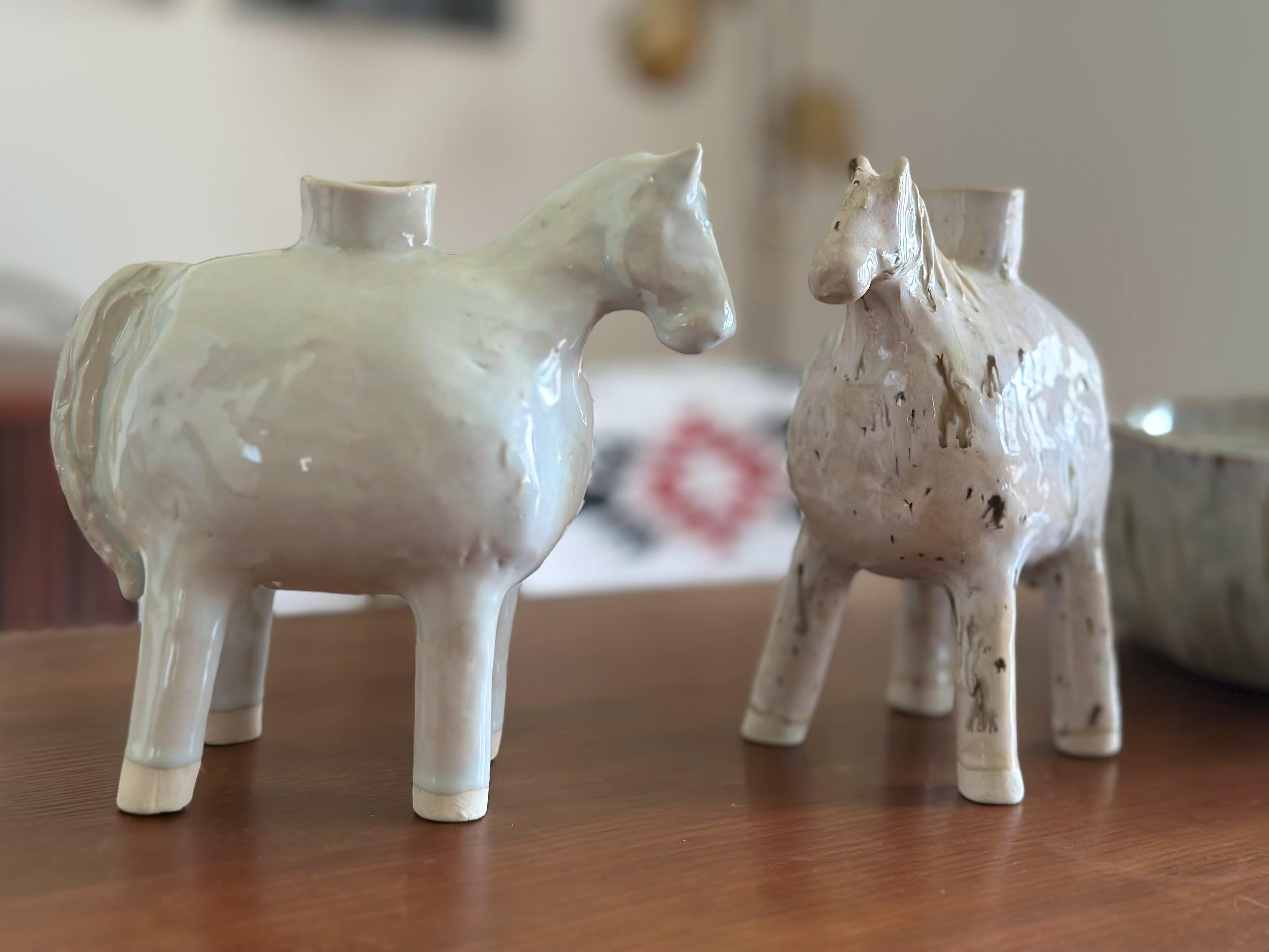 Horse w spots Ceramic Vase (Yellowstone Wild Life) White Stoneware, glossy glaze - Folk Art Sculpture by Jesse Fales