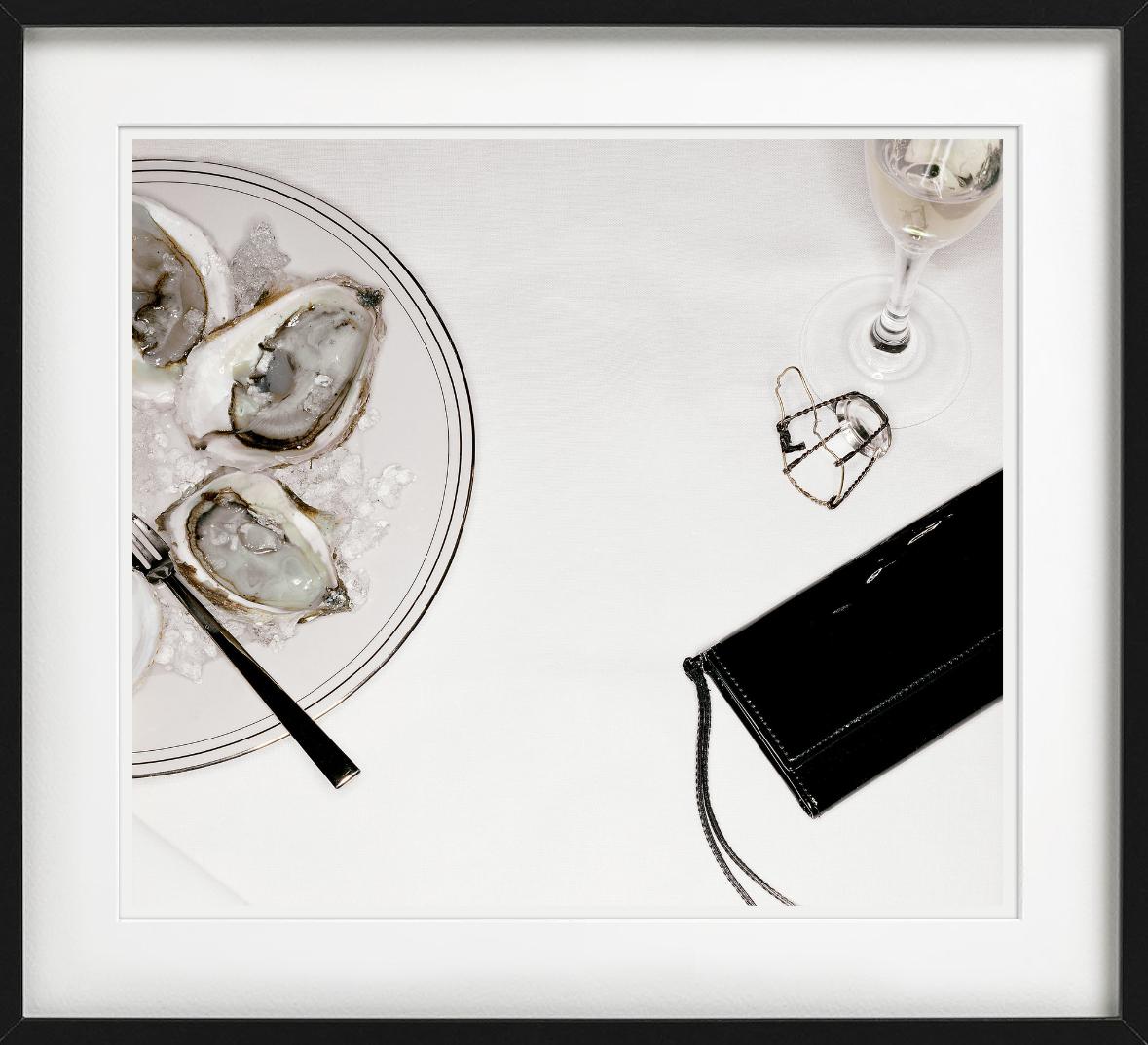 Plateau élégant photographié par Jess Frohman. 

Tous les tirages sont en édition limitée. Disponible en plusieurs tailles. Encadrement haut de gamme sur demande. Toutes les impressions sont réalisées et signées par l'artiste. Le collectionneur