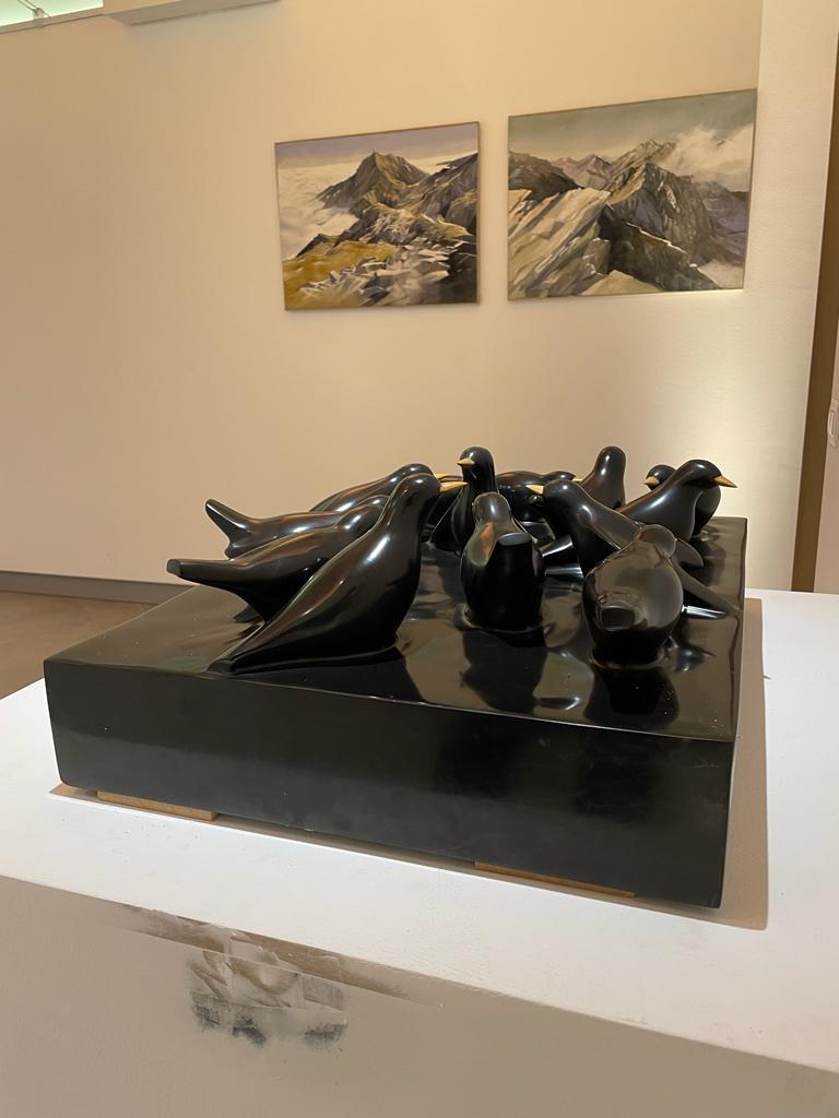 Belgium black marble unique sculpture - 13 blackbirds made by Jessica Carroll  For Sale 1