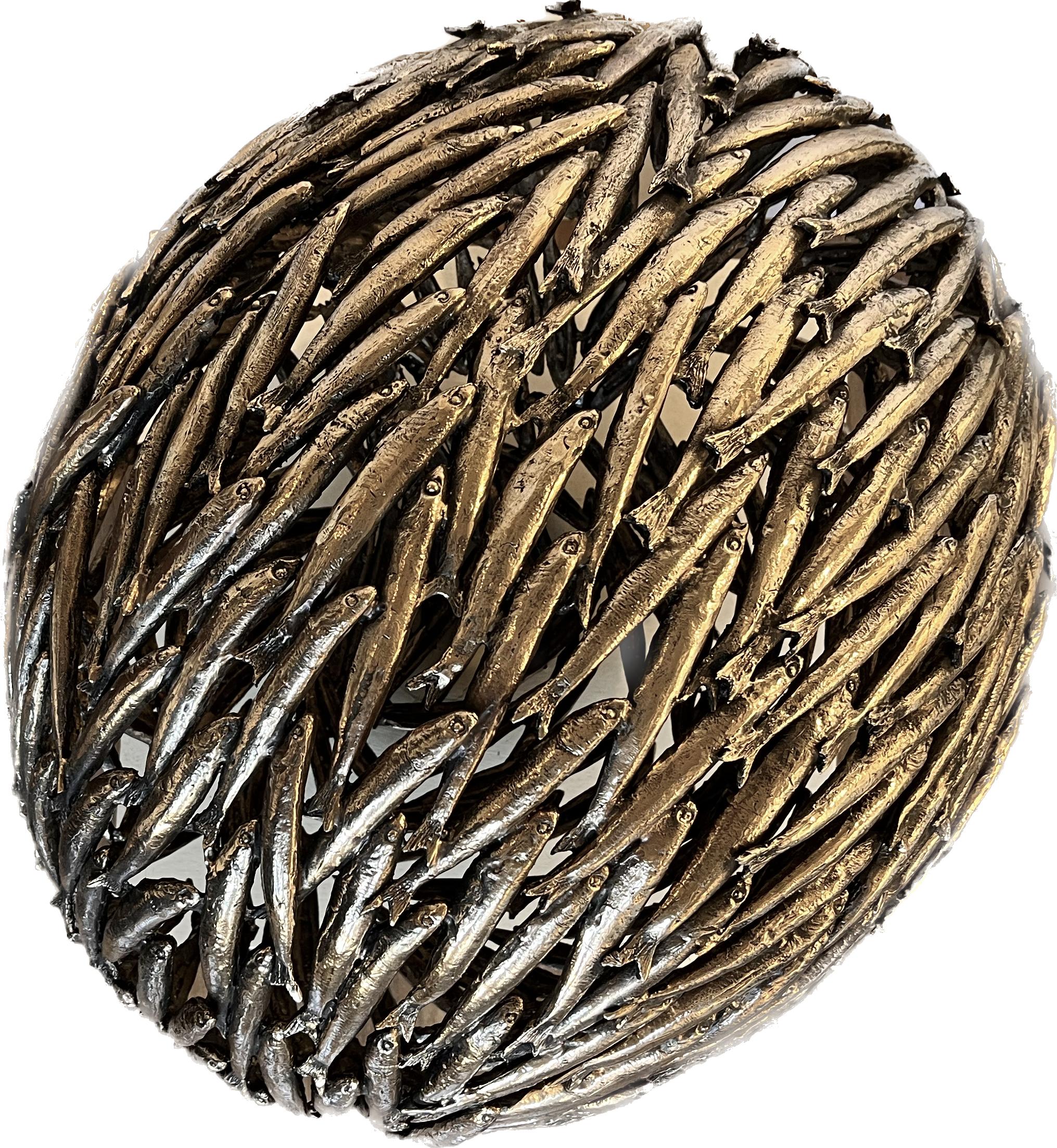Oval seaside outdoor indoor pure bronze sculpture - Anchovies on the run - Abstract Sculpture Gold di Jessica Carroll