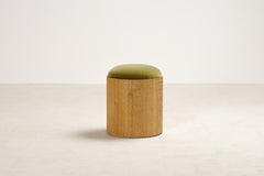 Sgabello Jessie di Studio A. Fabrice di lusso in mohair.