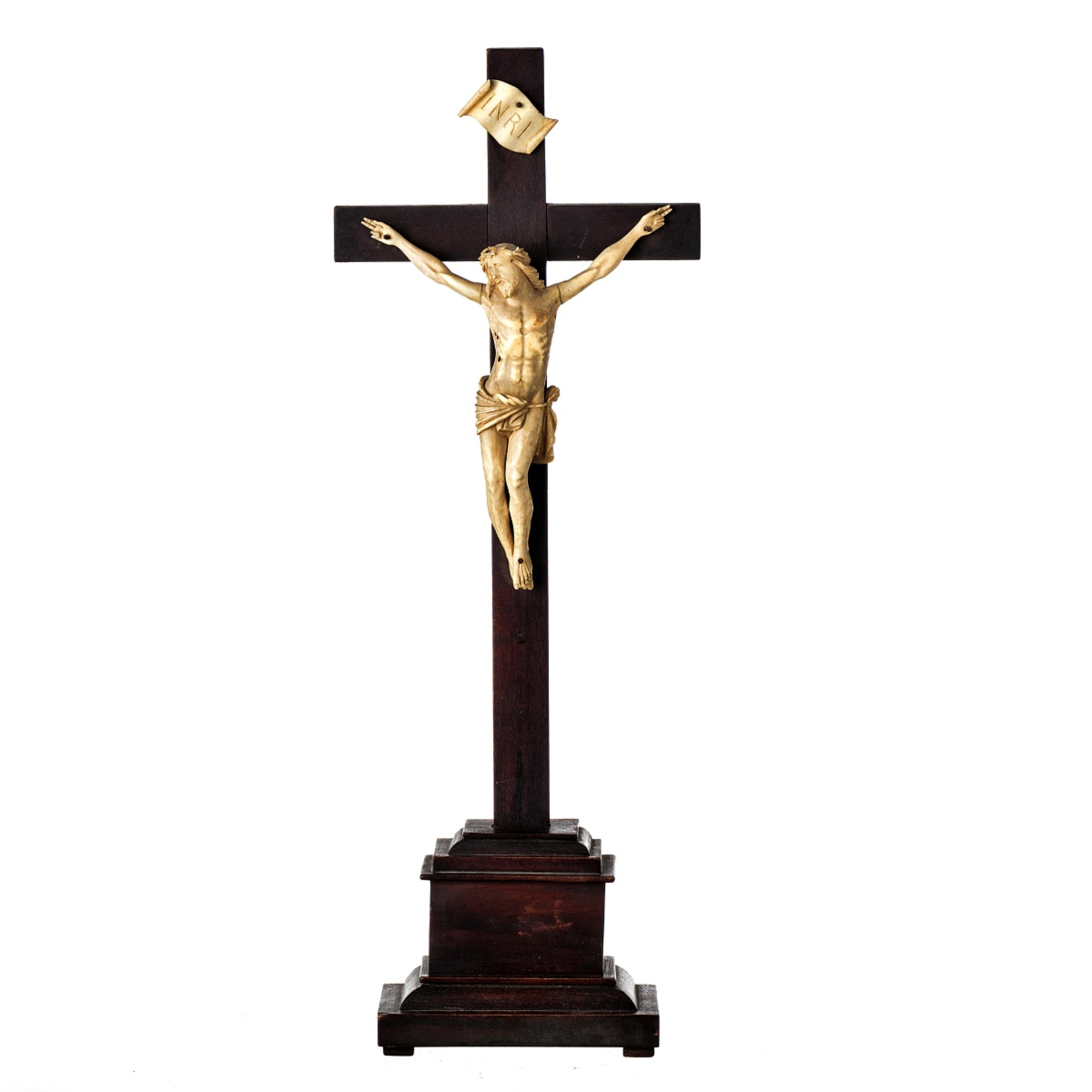 Hand-Crafted JESUS CHRIST CRUCIFIED 19th Century  Italian Sculpture  For Sale