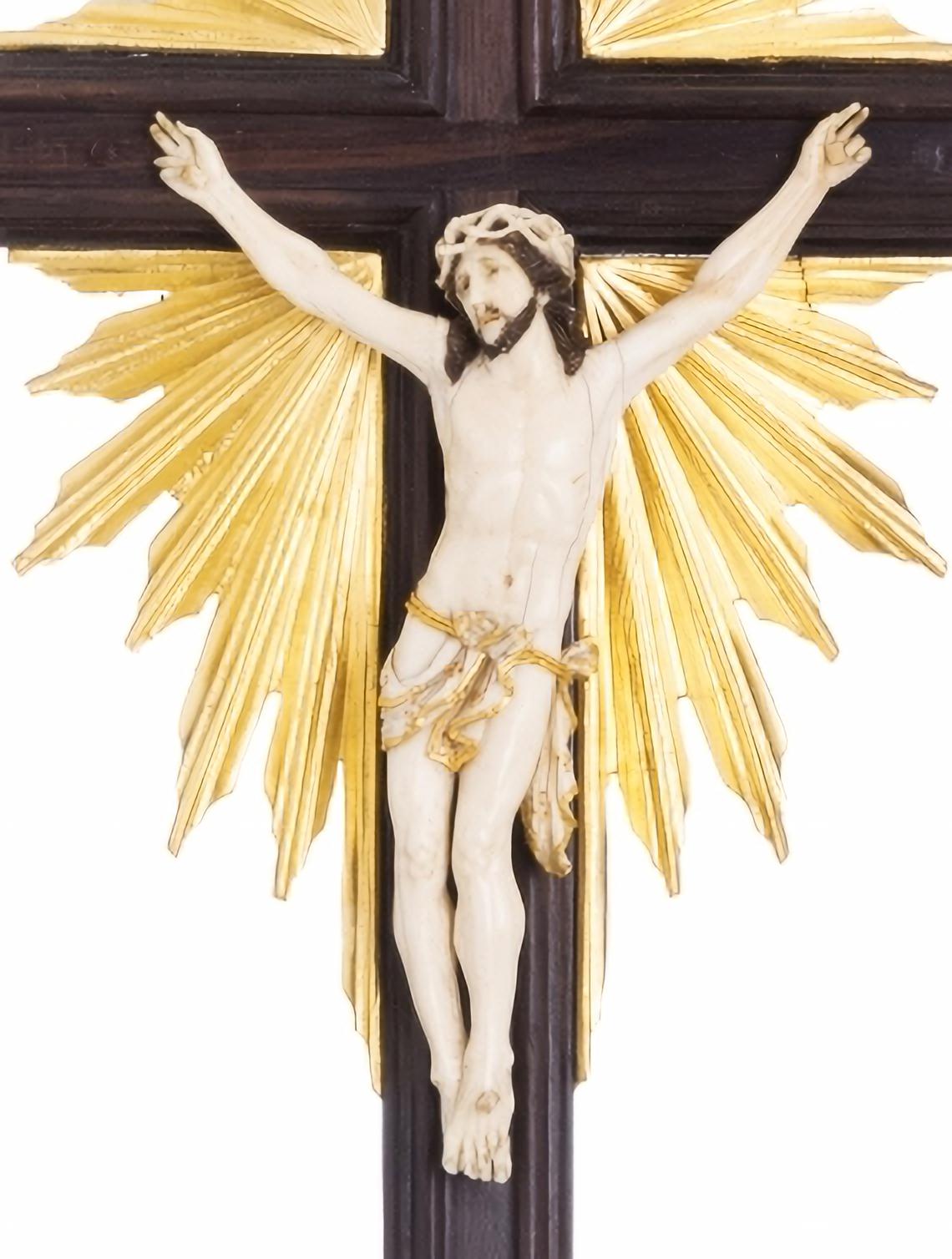 the agonizing jesus christ crucifix