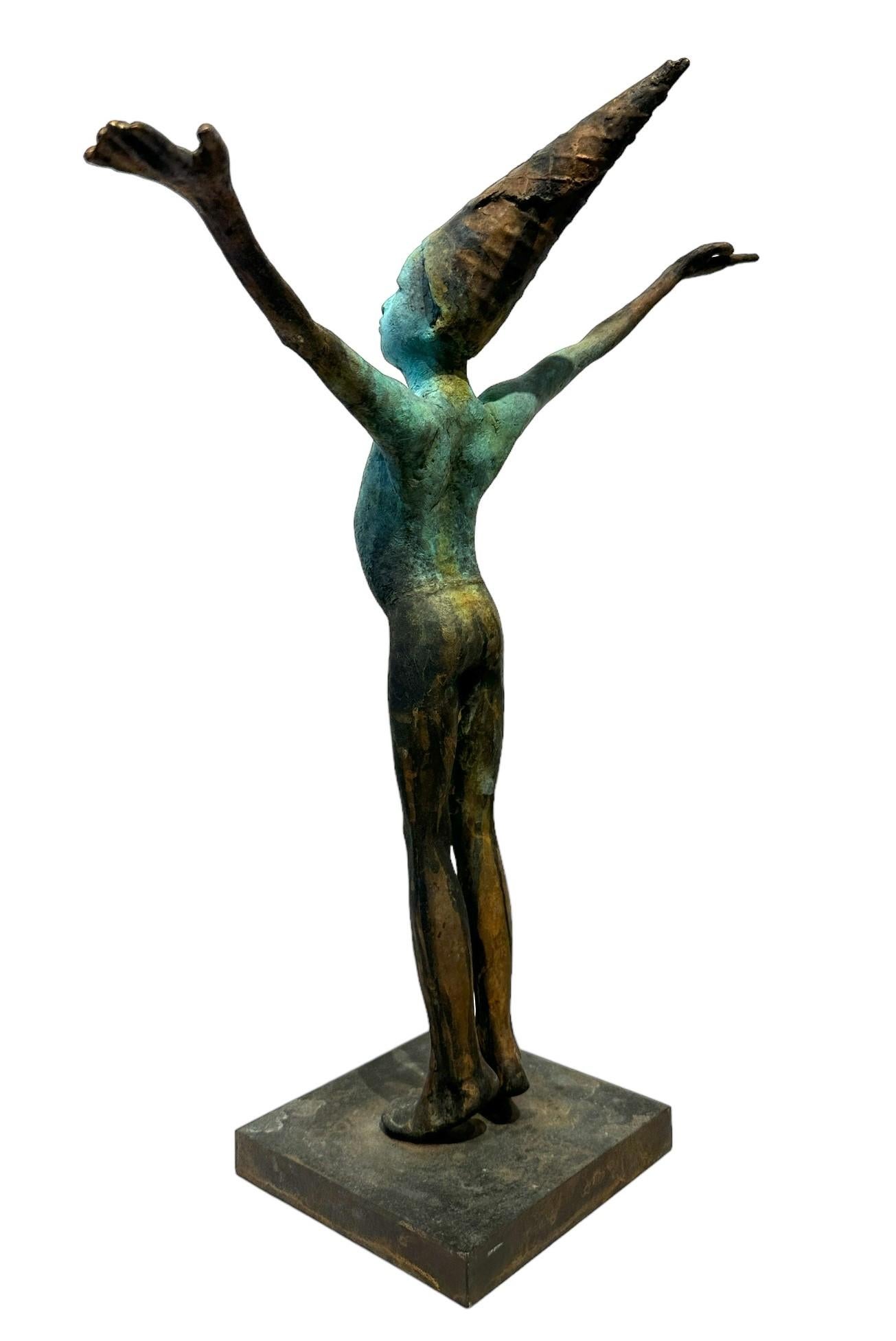 Arlequin I, Sculpture de la Commedia dell'arte en bronze, Figure avec bras tendus 5