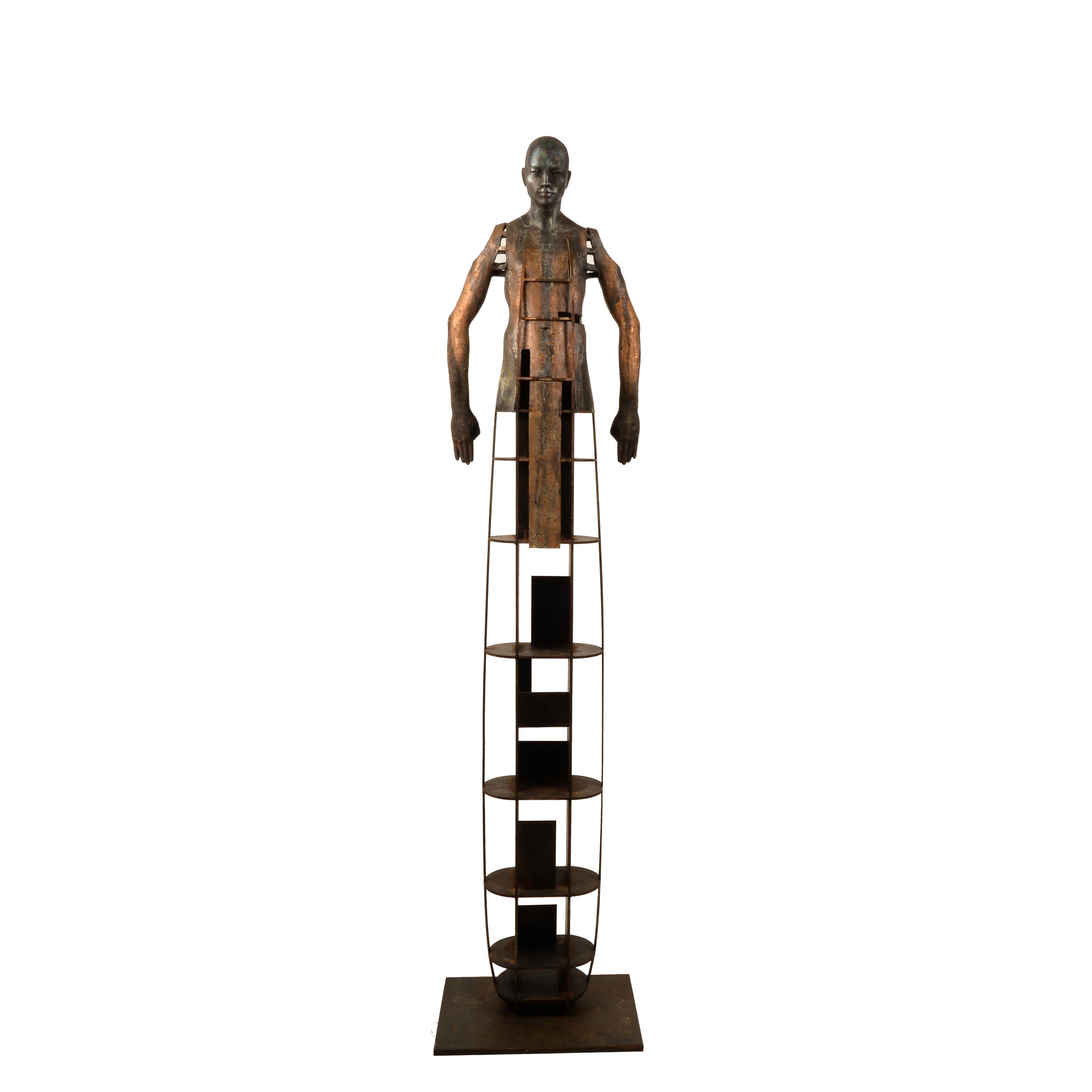 Konstruktion II - Bronze-Skulptur Surreal, die menschliche Form verwandelt, üppige Patina