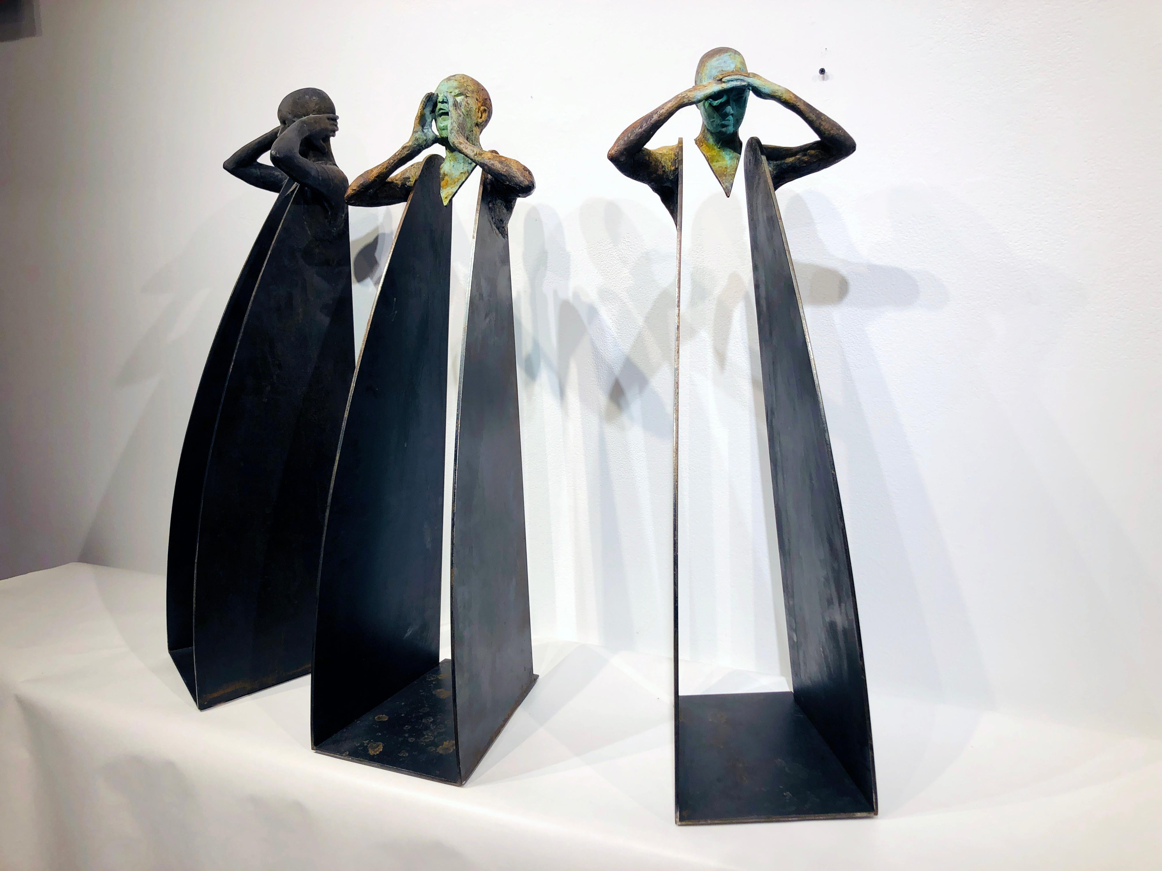 Horizonte Grito Sordo - Drei figurale zeitgenössische Bronze- und Stahlskulpturen  (Zeitgenössisch), Sculpture, von Jesus Curia Perez