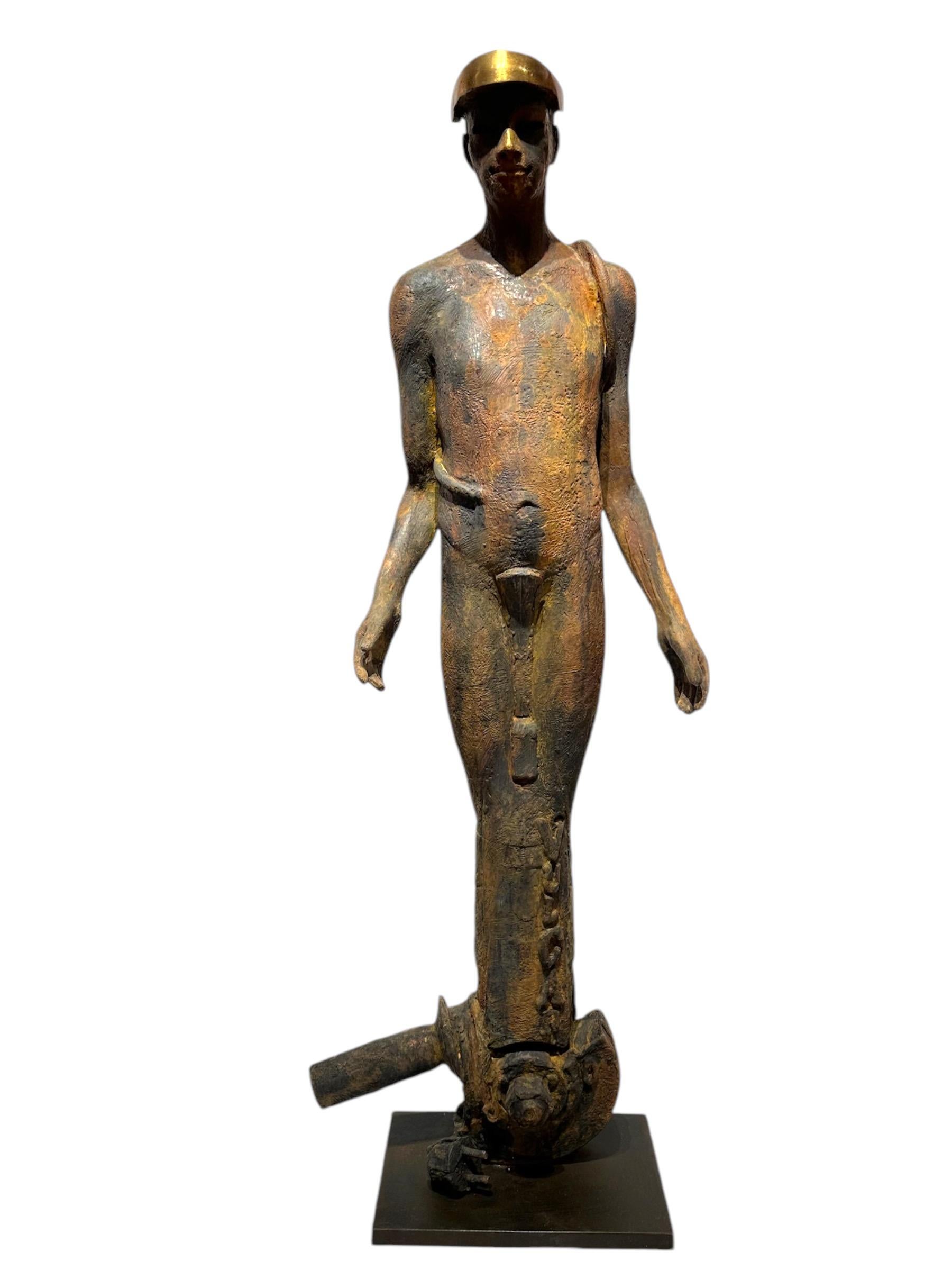 Serie Olimpo Vulcano – Bronzeskulptur des mythologischen Feuer Gottes – Sculpture von Jesus Curia Perez