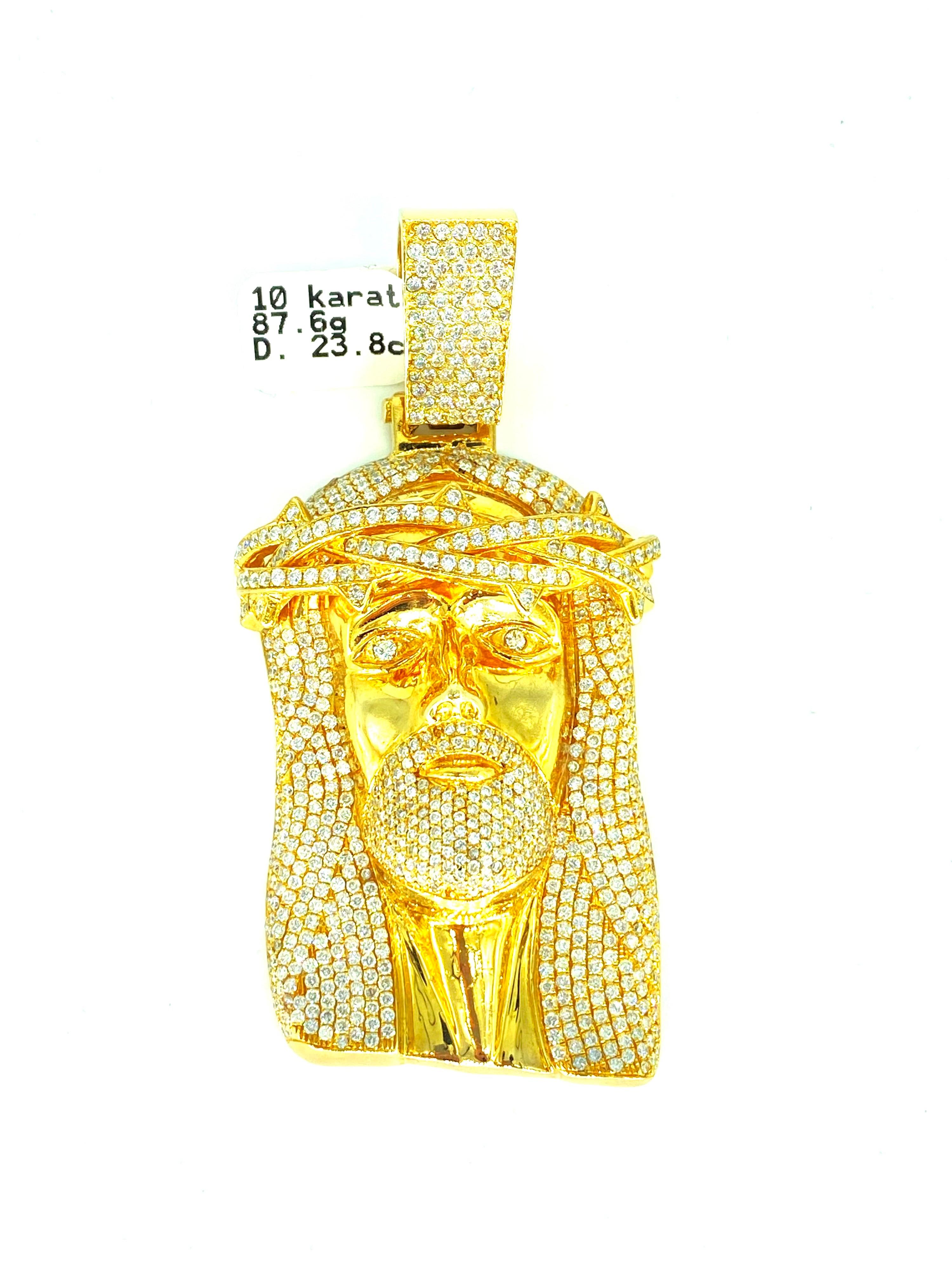 Pendentif en or massif de 23,80 carats serti d'un grand diamant en forme de visage de Jésus en vente 3