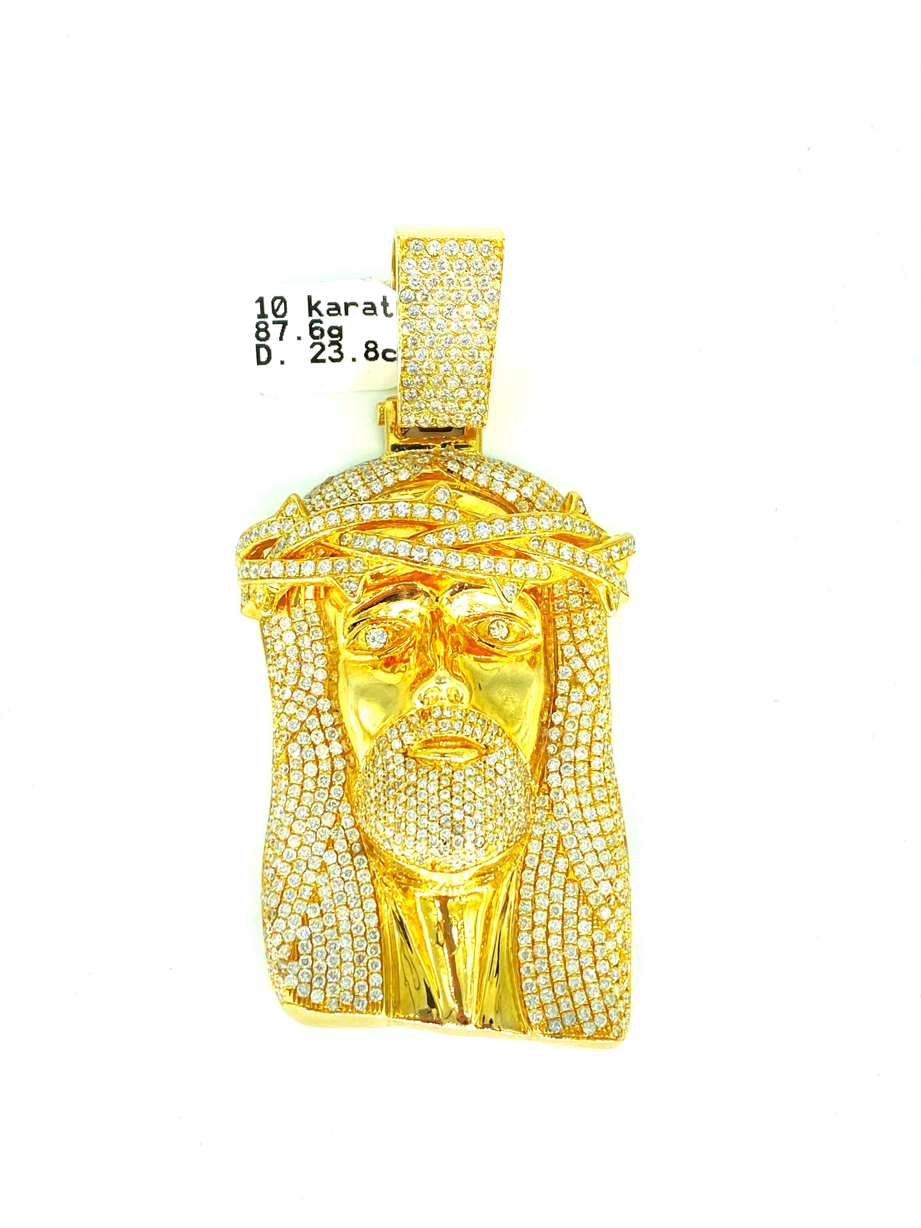 Pendentif en or massif de 23,80 carats serti d'un grand diamant en forme de visage de Jésus en vente 4