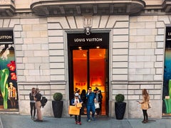 Louis Vuitton in Barcelona: Photorealistic Oil Painting