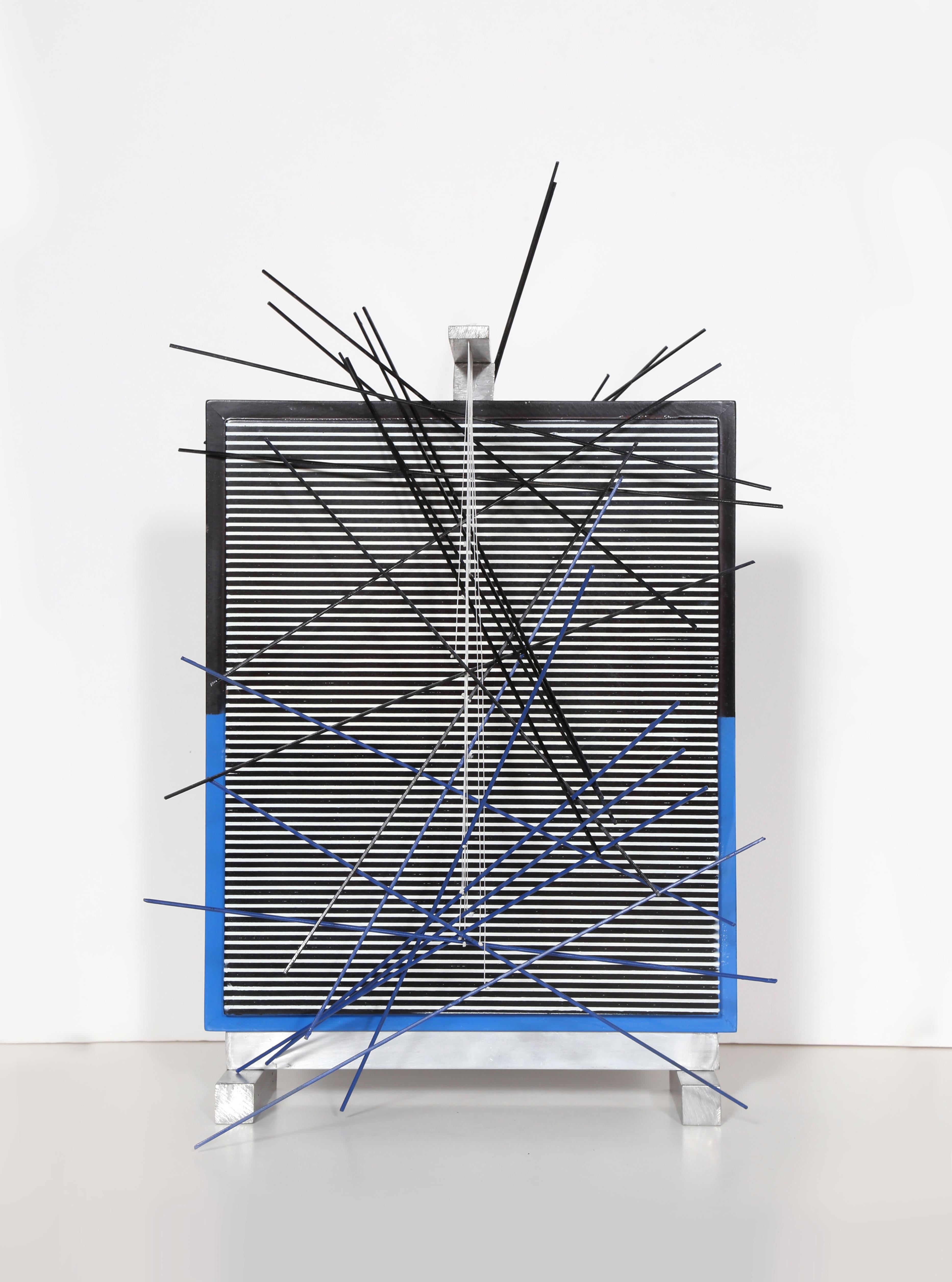 Biface, Mixed Media Kinetische Op-Art-Skulptur von Jesus Rafael Soto – Sculpture von Jesús Rafael Soto 