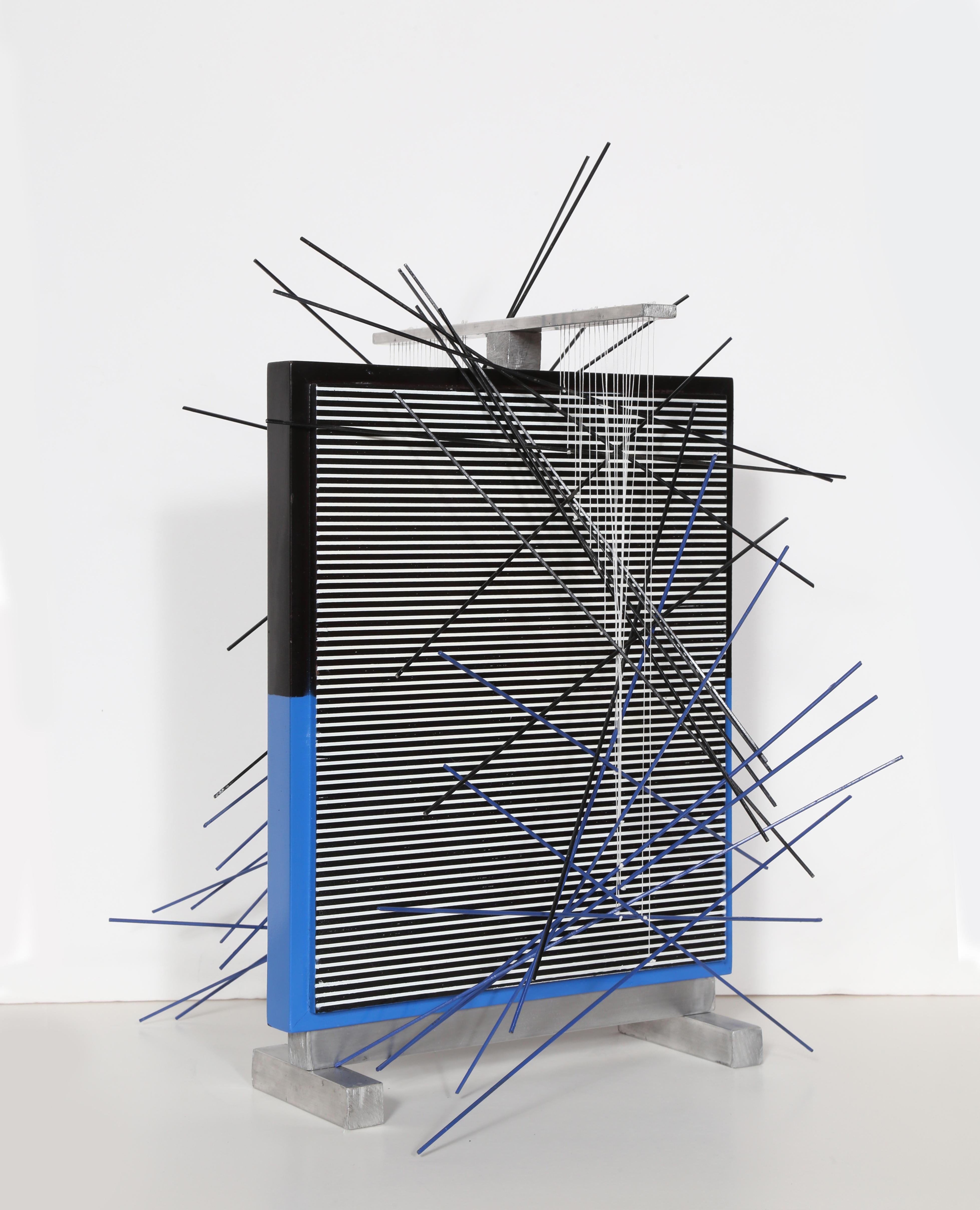 Jesús Rafael Soto  Abstract Sculpture – Biface, Mixed Media Kinetische Op-Art-Skulptur von Jesus Rafael Soto