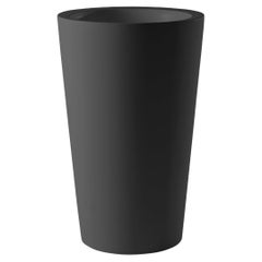 Jet Black 85 X Pot by SLIDE Studio