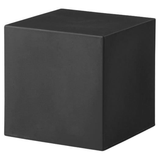 Tabouret Pouf Cubo noir de jais par SLIDE Studio