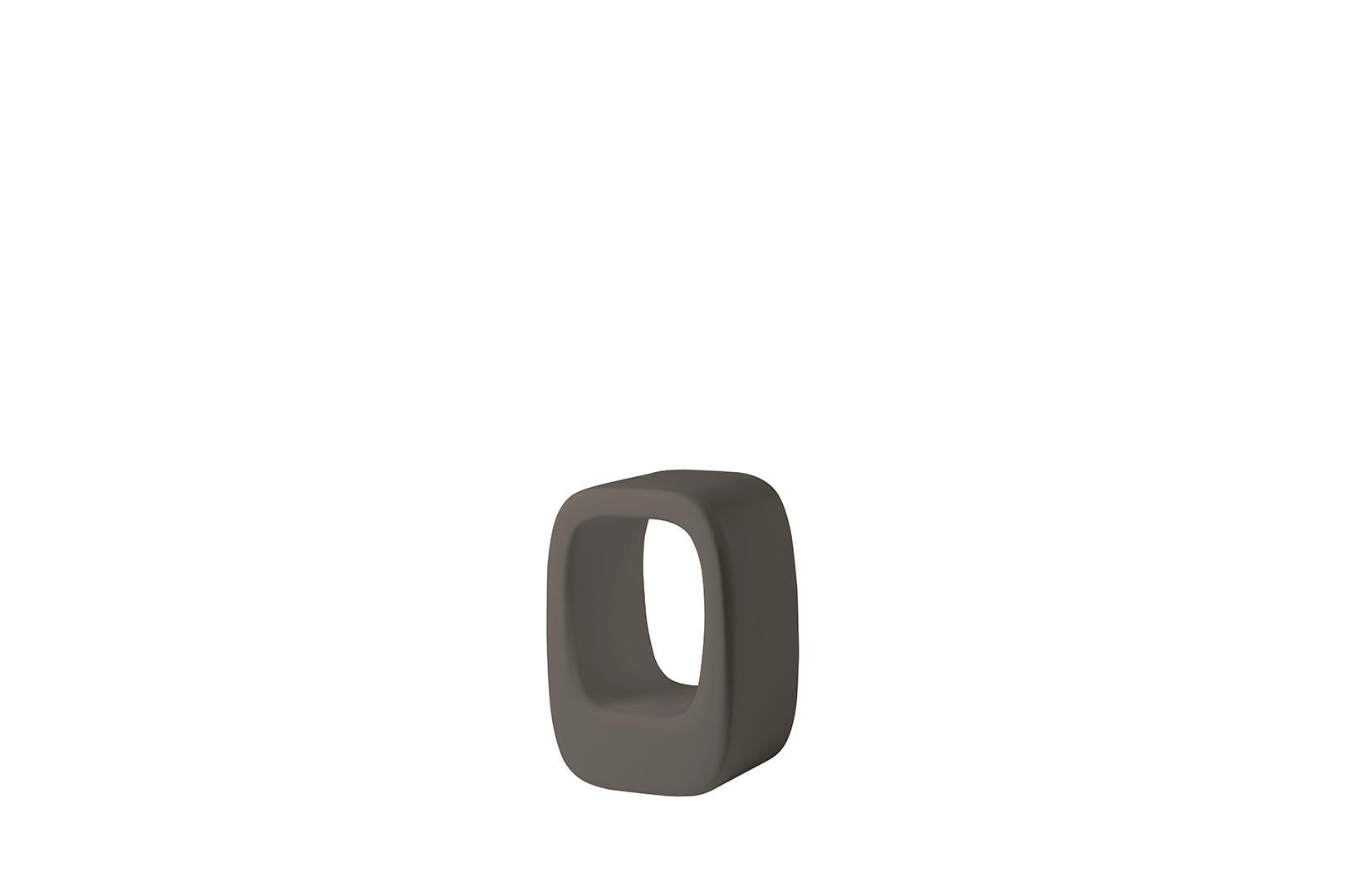 XXIe siècle et contemporain Tabouret haut Lazy Bones noir de jais par Barnaby Gunning en vente