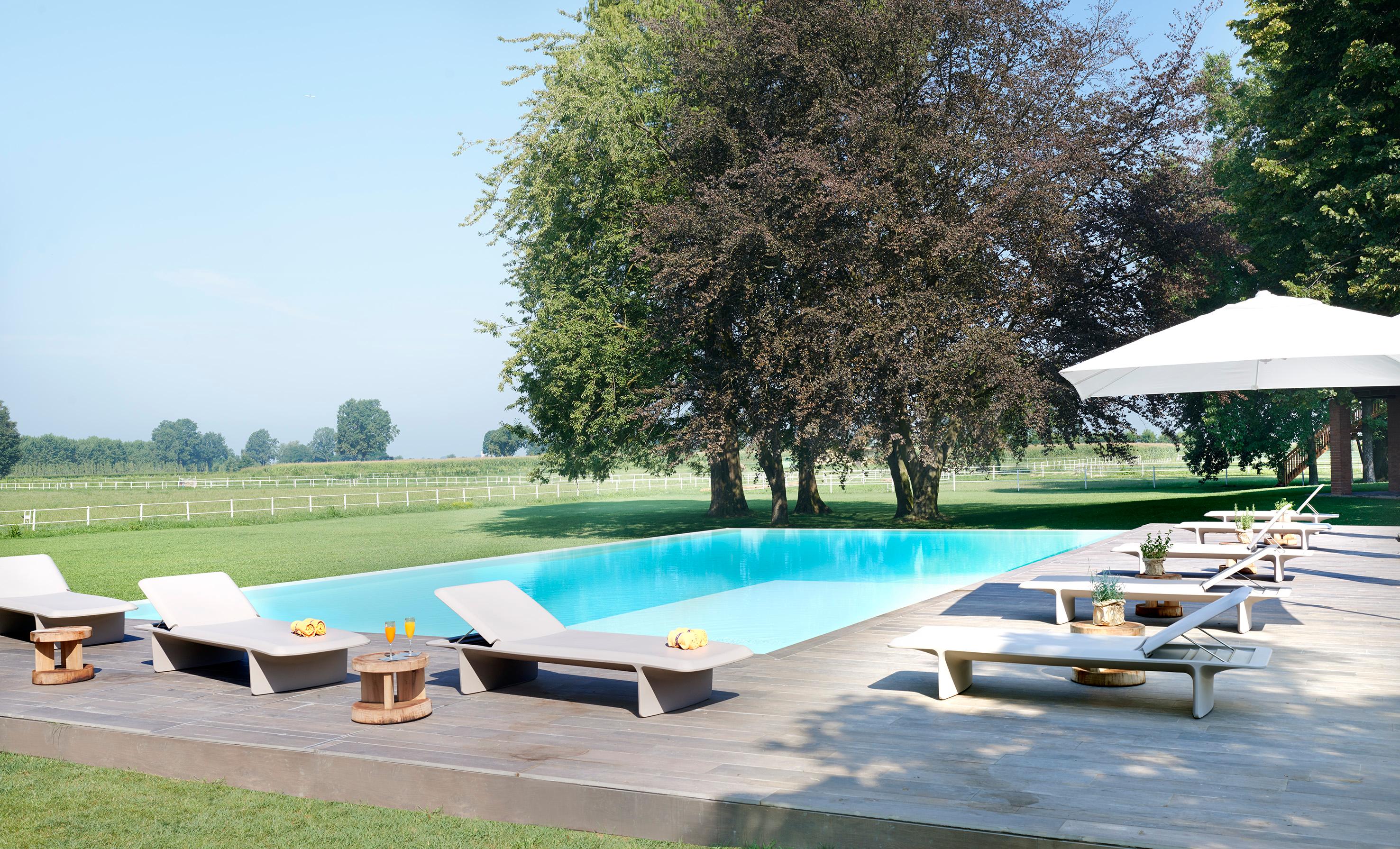 Sonnenliege Ponente in Schwarz von Martinelli Venezia Studio (Sonstiges) im Angebot