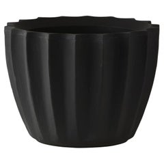 Jet Black Star 55 Pot by SLIDE Studio