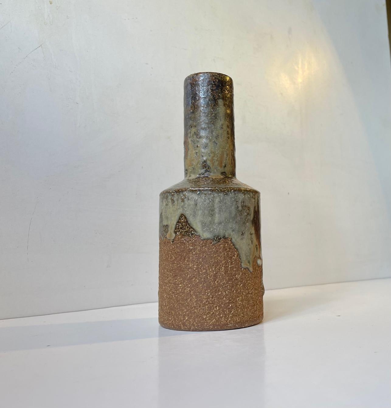 Scandinavo moderno Jette Hellerøe Vaso astratto in gres per. Axella Design anni '70 in vendita