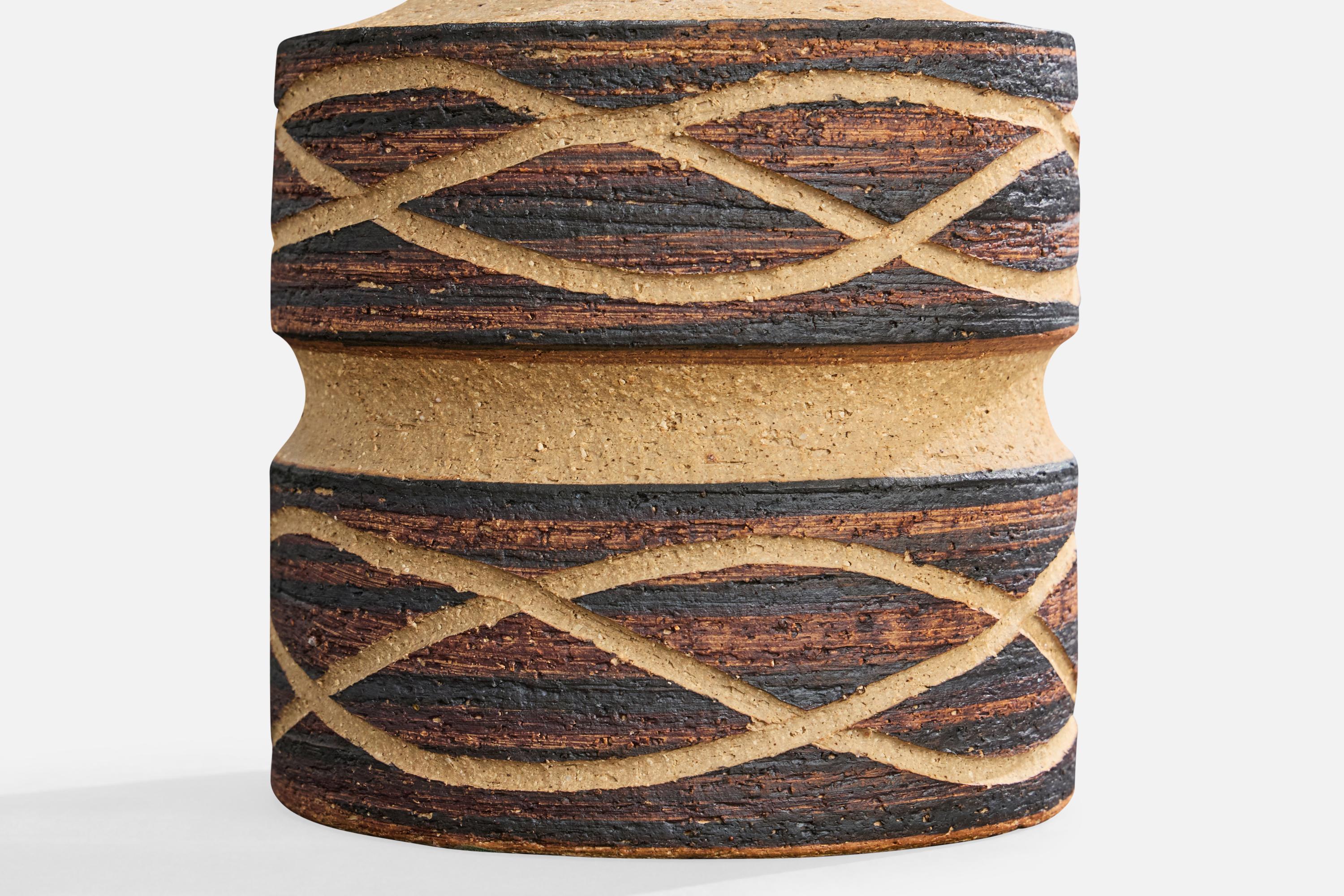 Jette Hellerøe, Lámpara de sobremesa, Cerámica, Dinamarca, Década de 1960 Cerámico en venta