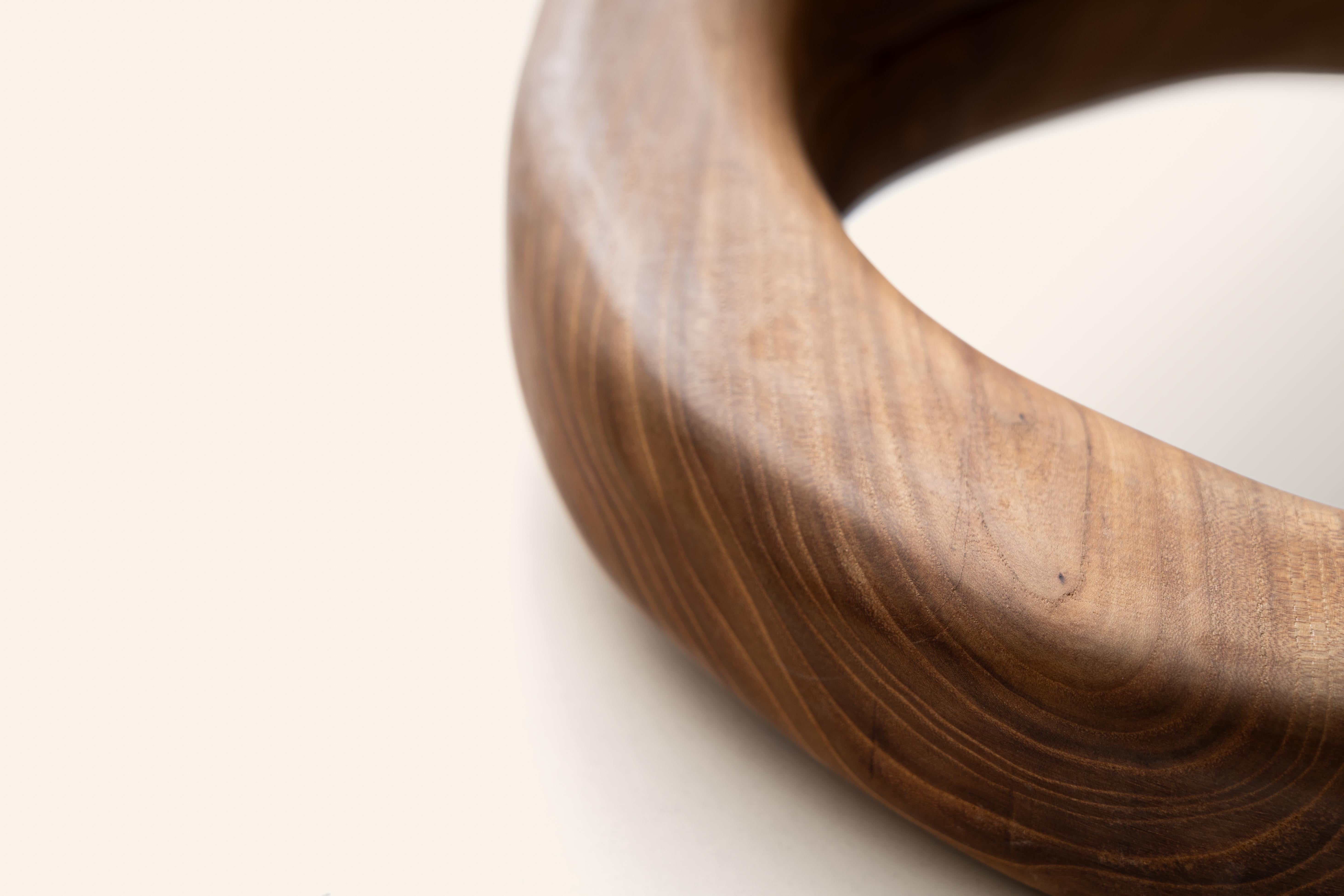 Specchio da parete in legno duro Jeu Des Left Eye di Marco Calhau in vendita 1