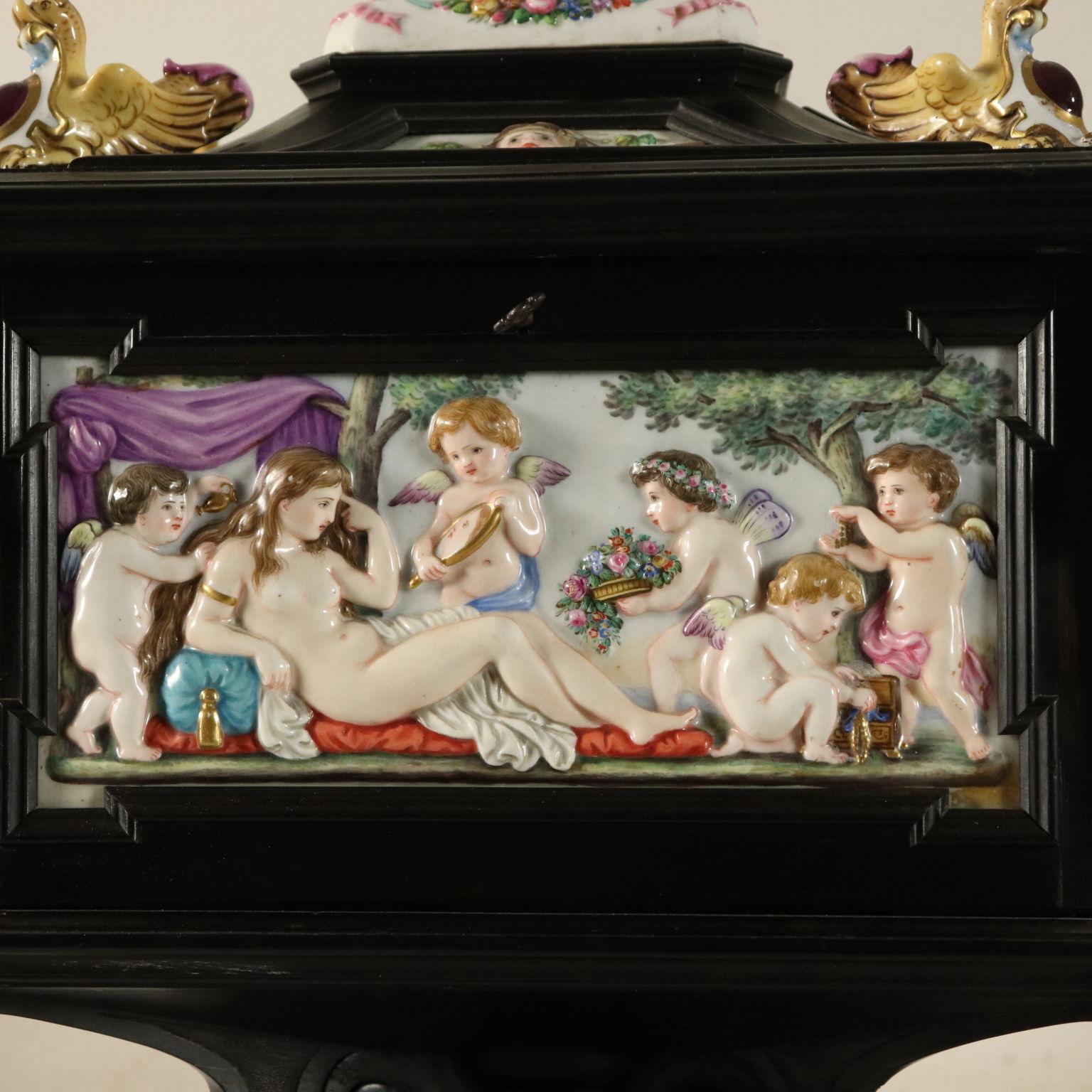 Jewel Box Ebony Capodimonte Ceramic, Italy, Second Half of the 1800s 1