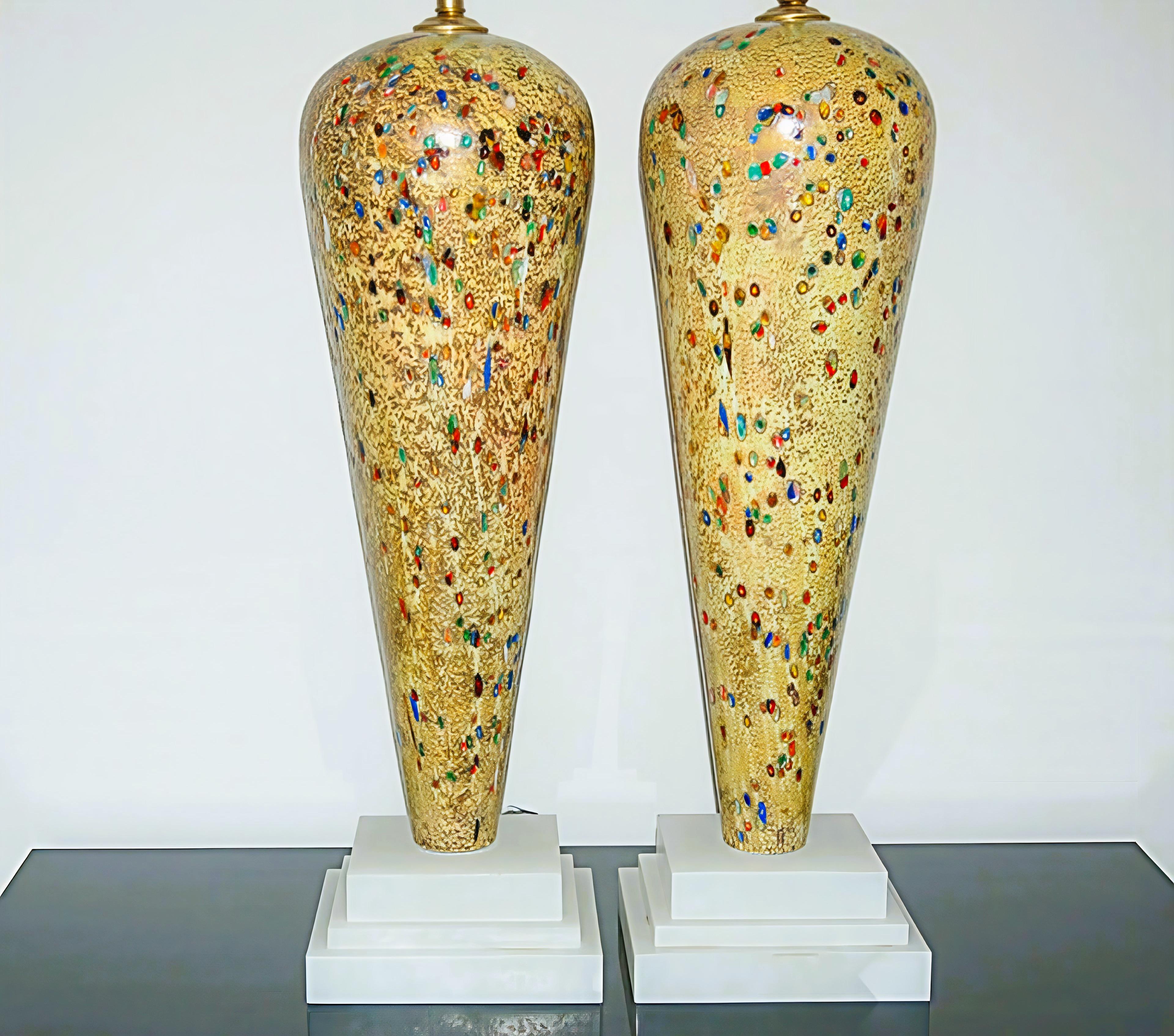 Mid-Century Modern Lampes Murano monumentales incrustées de Jewell en jaune de Dijon en vente