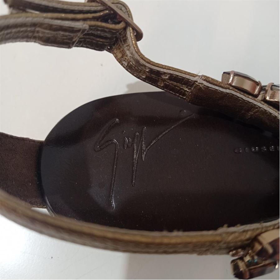 Giuseppe Zanotti Jewel flip-flops size 36 1/2 In Excellent Condition For Sale In Gazzaniga (BG), IT