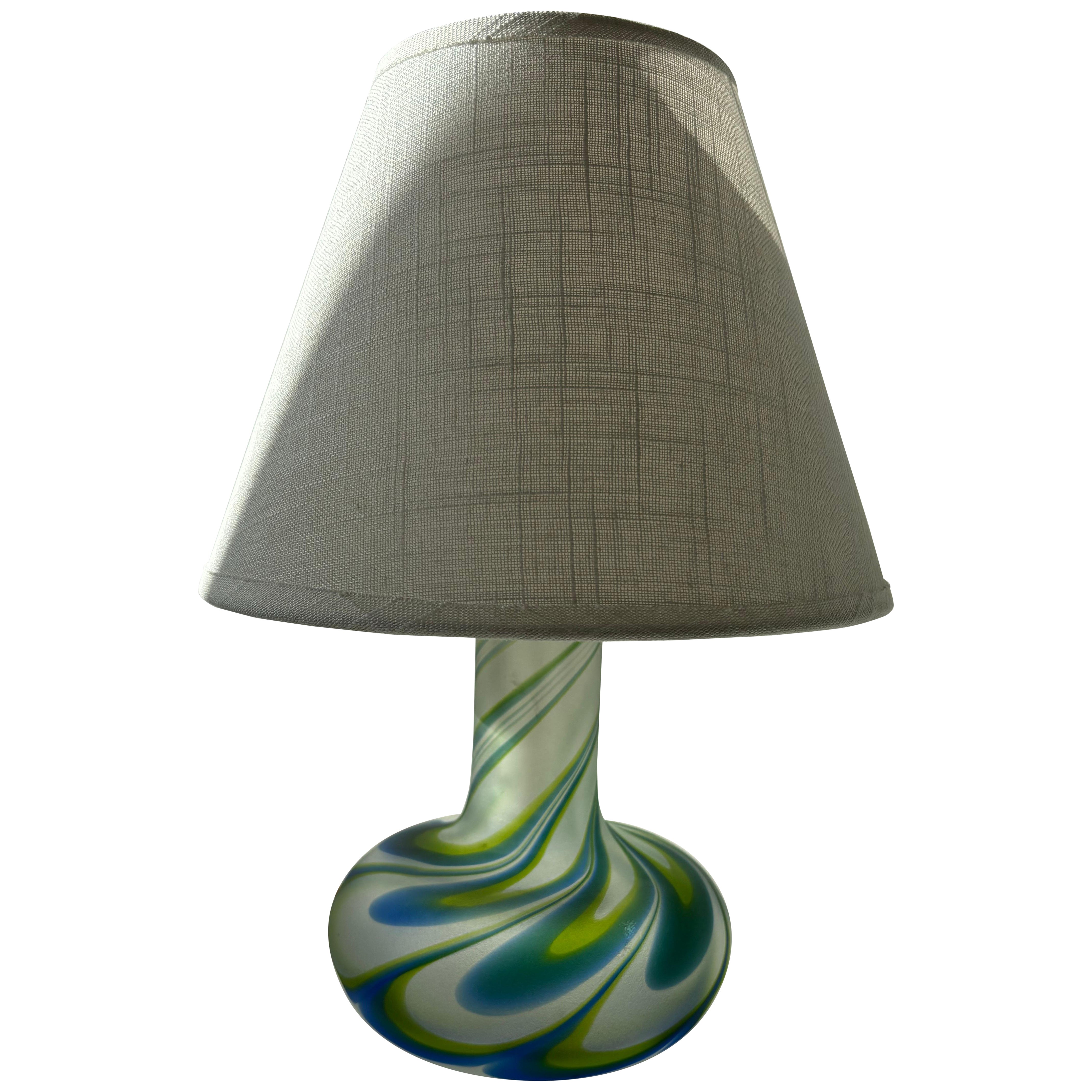 "Jewell" Glastischlampe von Göran Wärff für Kosta, Schweden - Signiert im Angebot