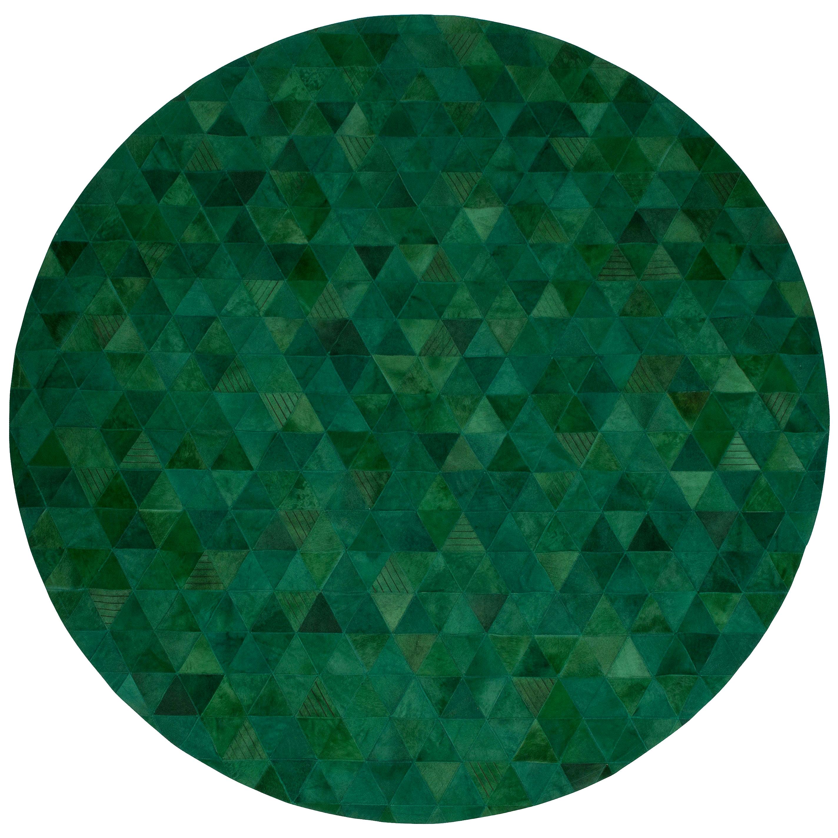 Jewel green Round Trilogia Emerald Customizable Cowhide Area Rug Medium For Sale