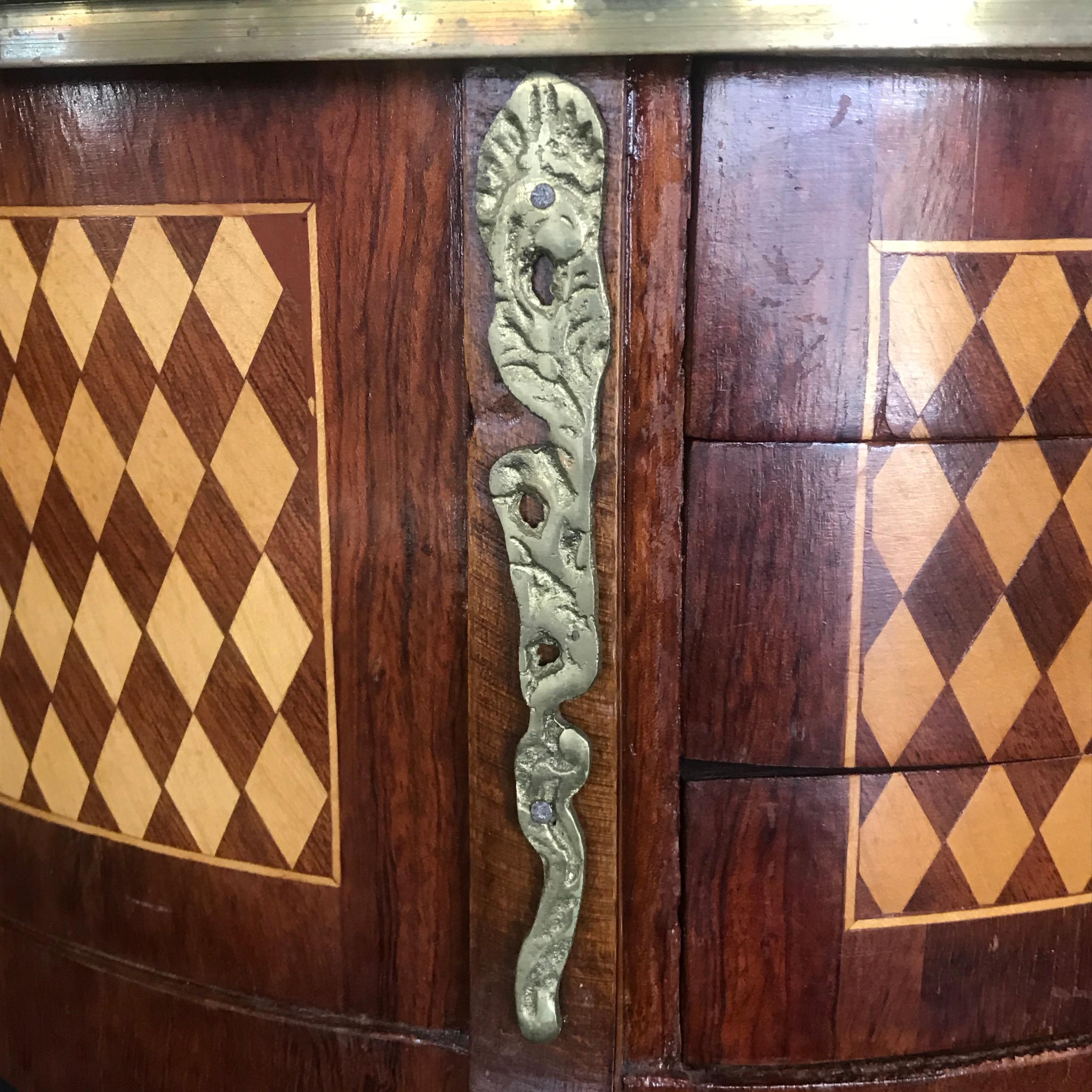 Joya de mesa auxiliar o mesilla de noche francesa de marquetería de diamantes mediados del siglo XX en venta