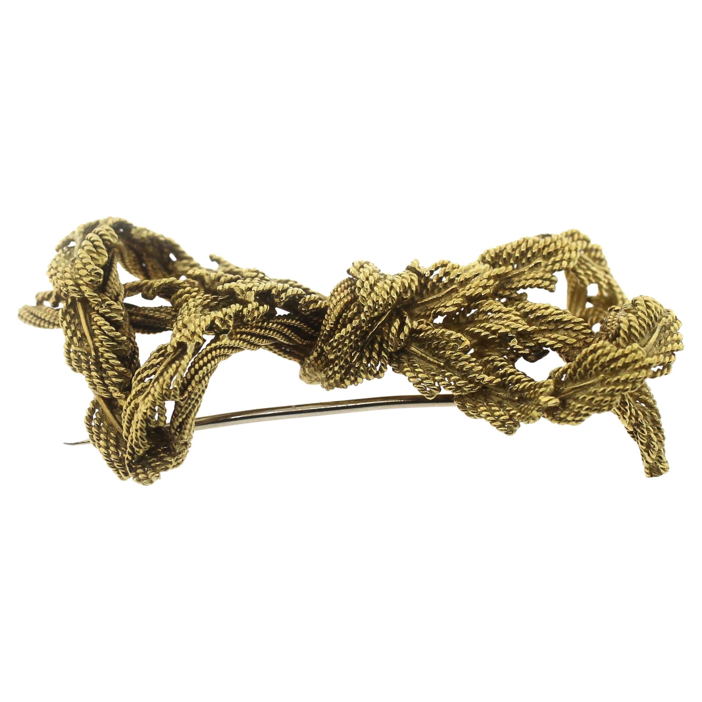 Joya del Océano 18K Estate Tiffany  & CO. Broche de lazo retorcido Contemporáneo en venta