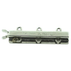 Jewel Of Ocean 18K Gold 26mm 3 Strands Bar Clasp