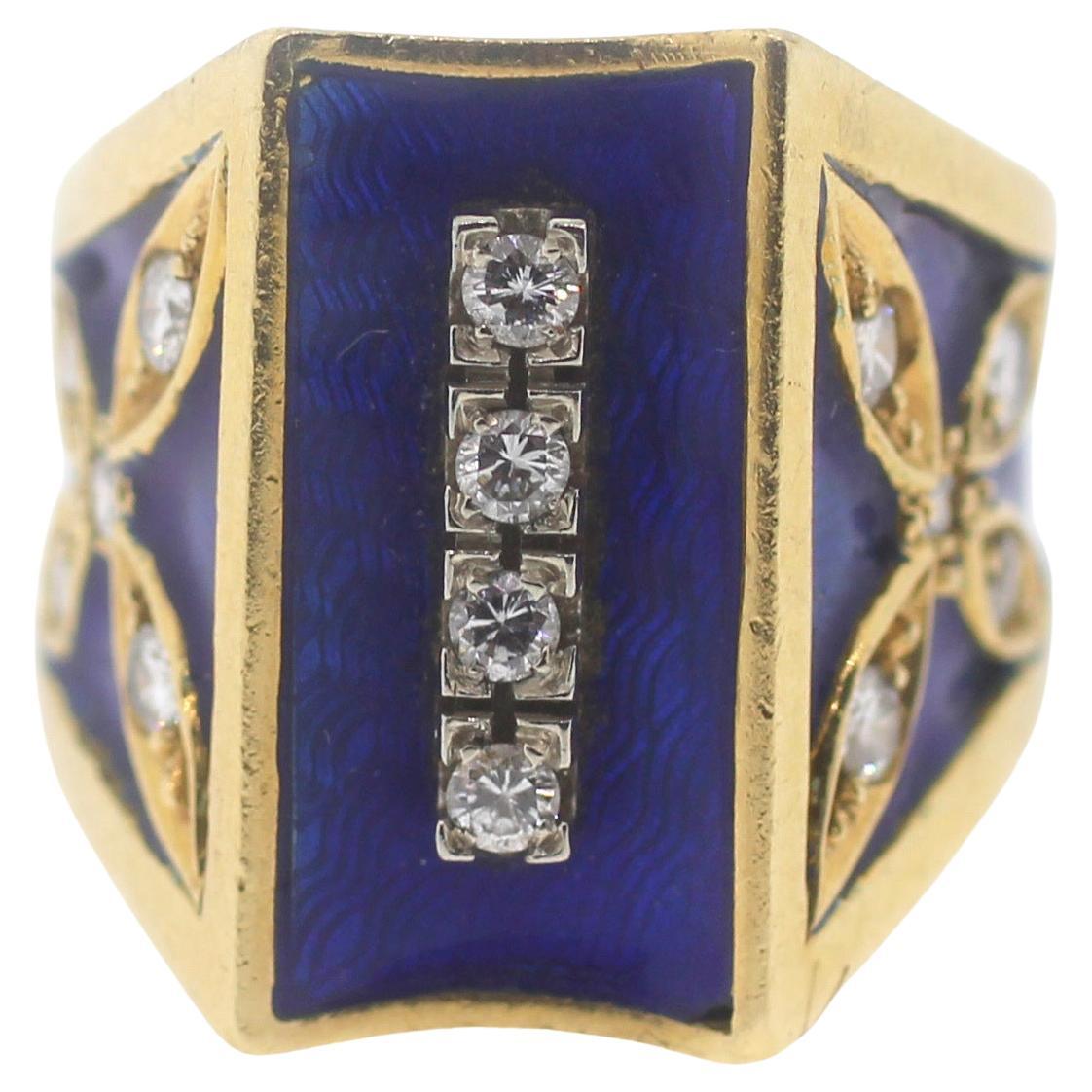 Women's or Men's Jewel of Ocean Estate Enamel and 18K Yellow Gold Ring For Sale