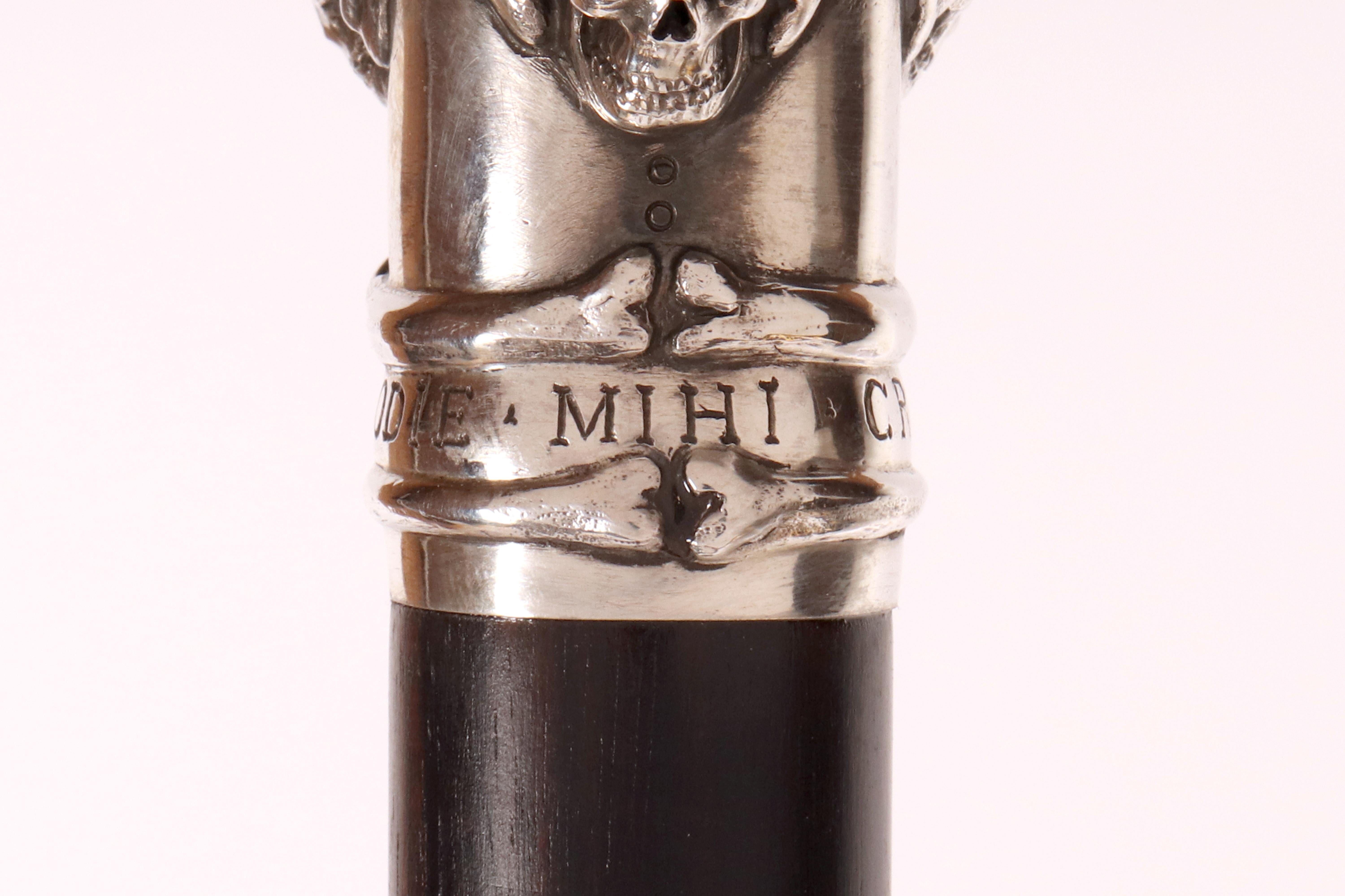 Bâton de marche représentant une vanitas, signé Turriet & Bardach, Autriche 1880 en vente 3