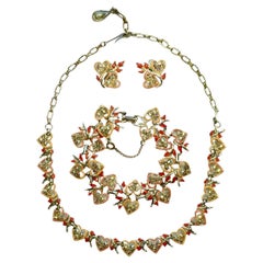 Jewelcraft Collana con cuore smaltato Bracciale Orecchini con strass