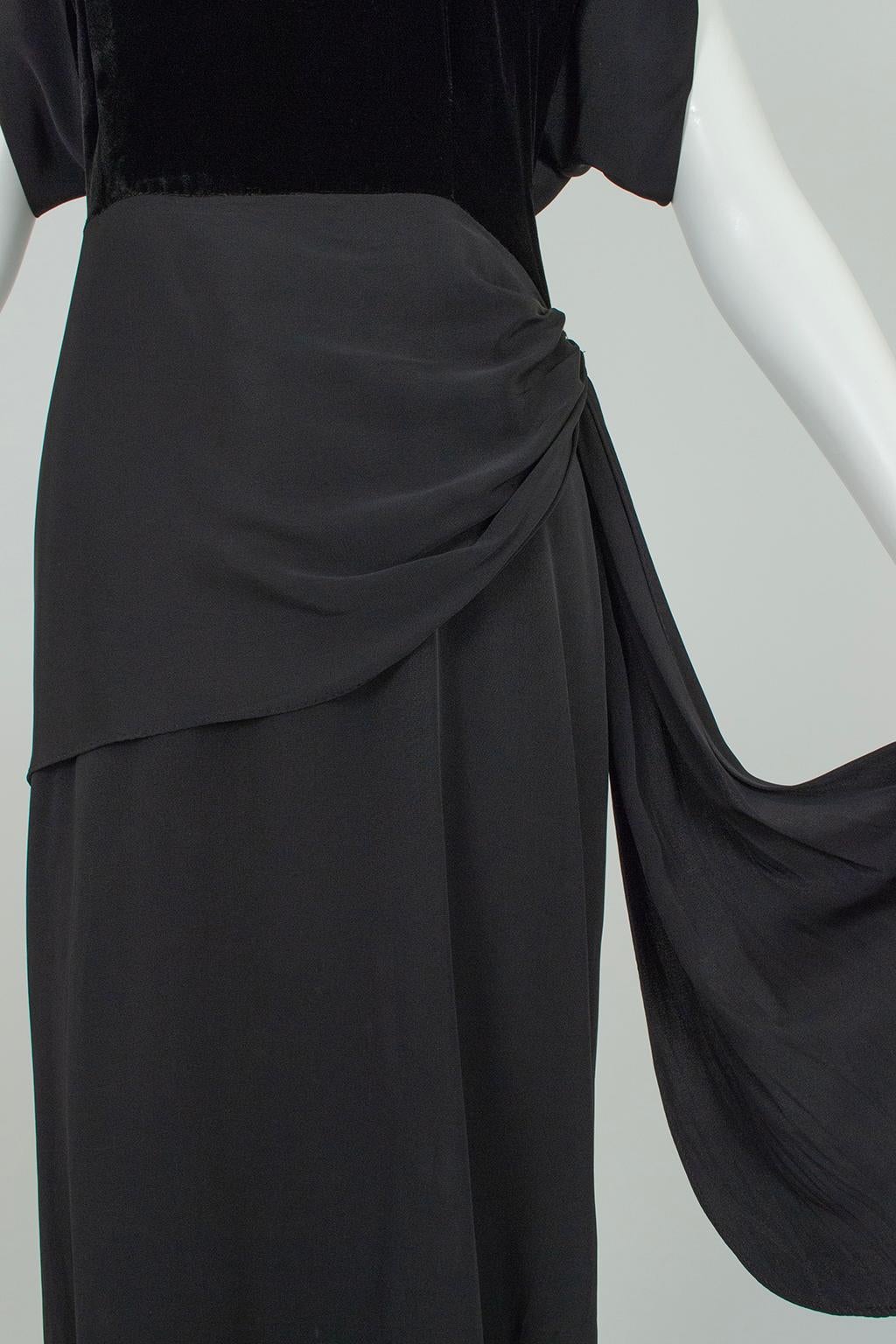 Jewell Deco Schwarzer Samt und Georgette Drapierung Schulter Cocktailkleid - L, 1940er Jahre im Angebot 6