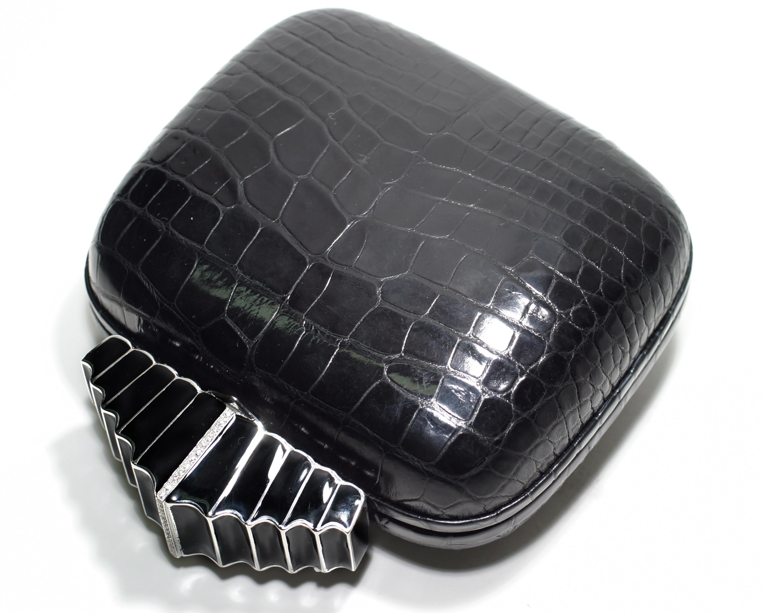 Jeweled Diamond Silver Black Enamel Clasp Black Alligator Skin Minaudière In Excellent Condition In New York, NY