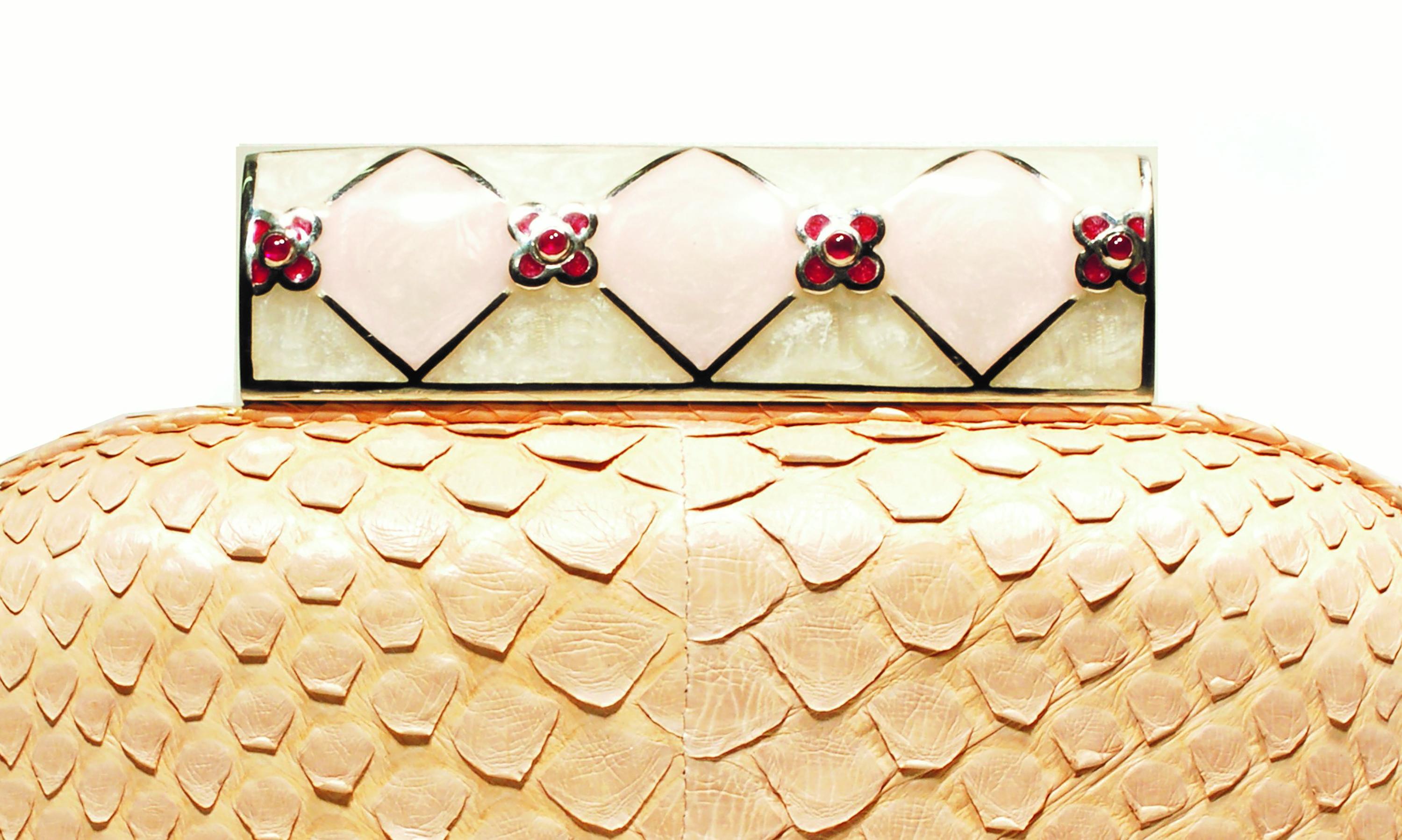Jeweled Floral Ruby Enamel Silver Clasp Buff Python Skin Minaudière In New Condition In New York, NY