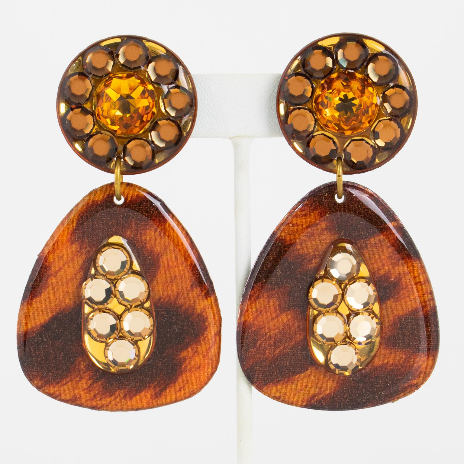 Orecchini a clip in lucite Jewell con stampa ghepardo gioiello in vendita 1