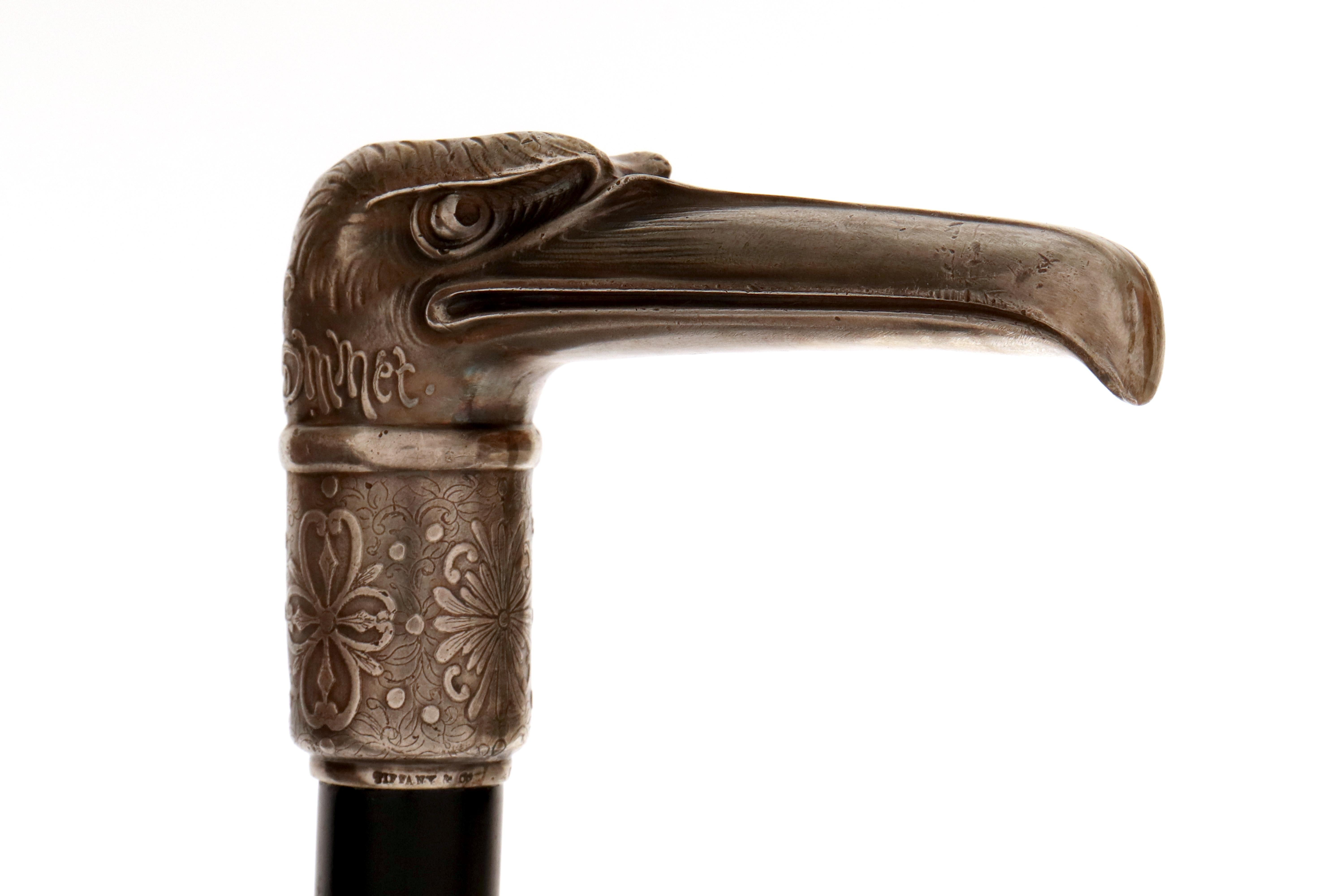 Métal Canne à pied en argent bijoutier représentant une tête d'aigle, par Tiffany USA 1890 en vente